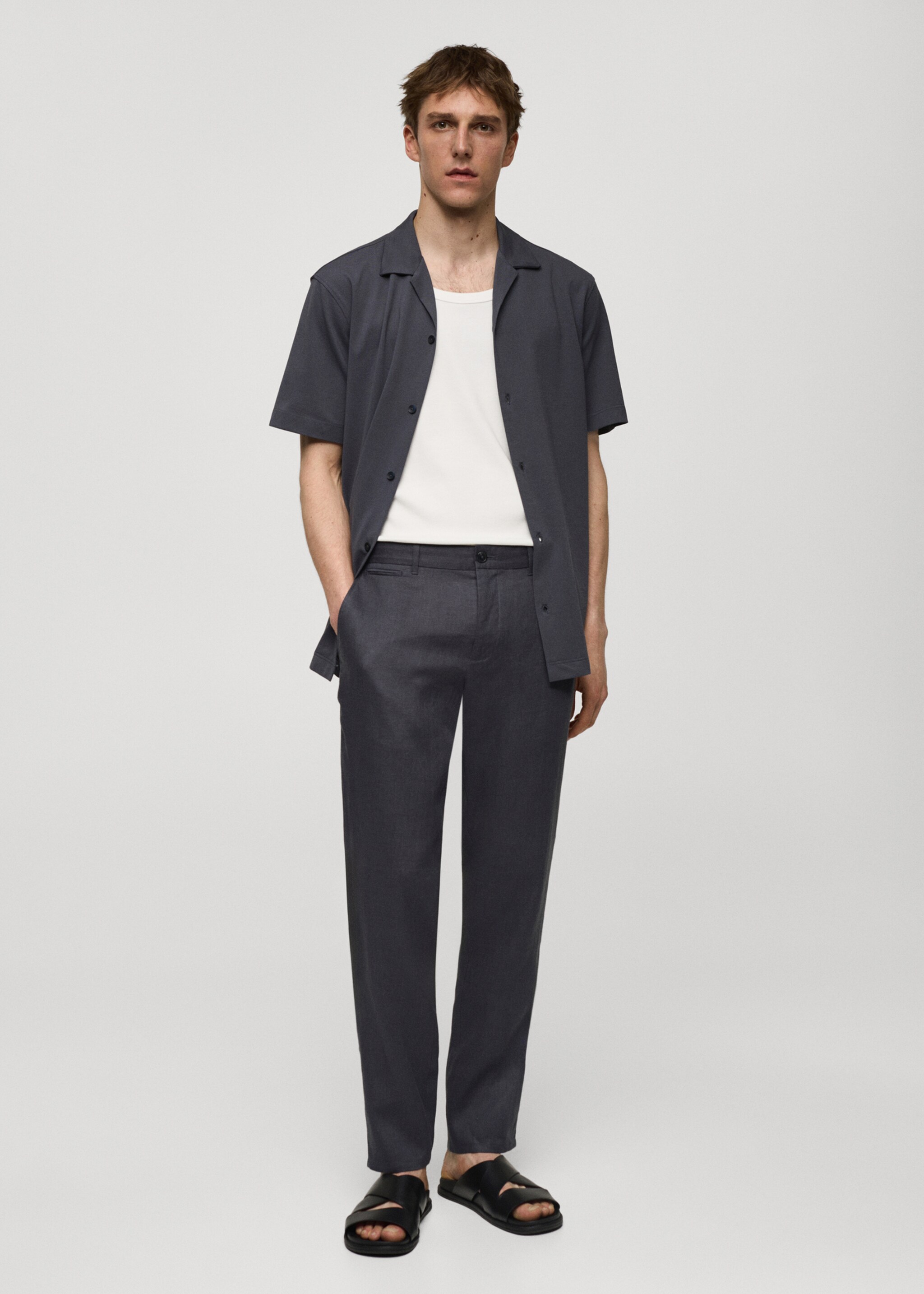 Pantalón 100% lino slim fit - Plano general