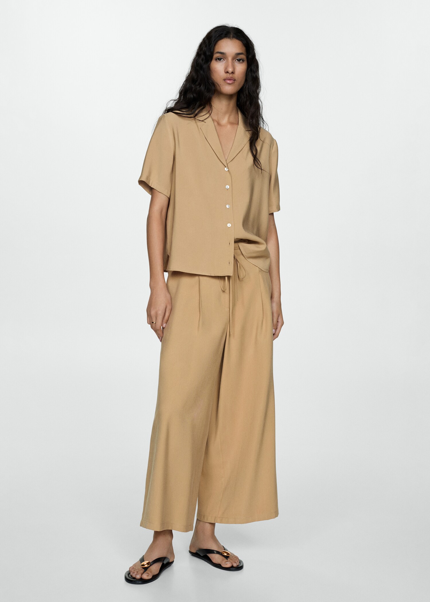 Wideleg trousers with elastic waist - General plane