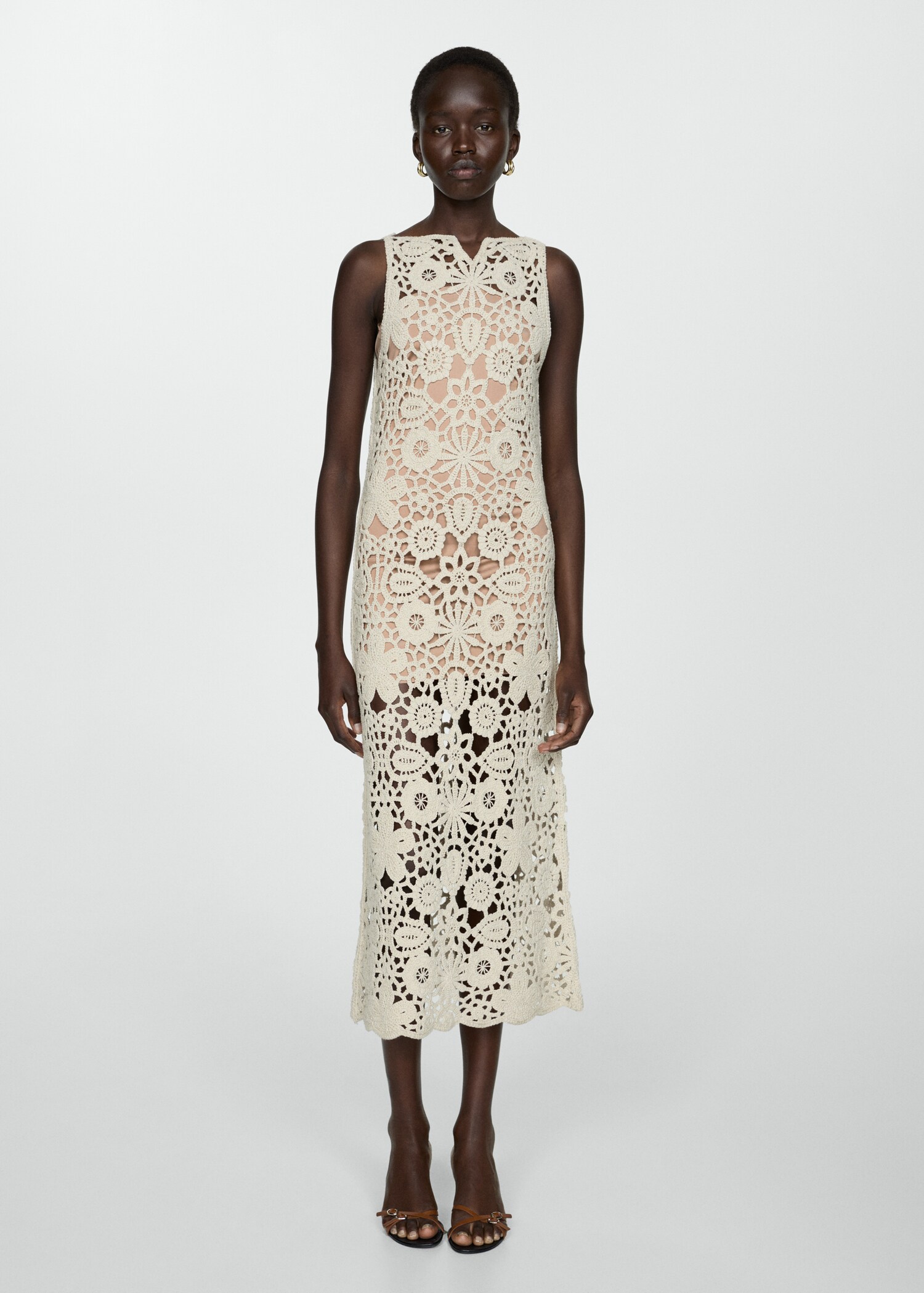 Robe fourreau courte encolure bustier - Plan général