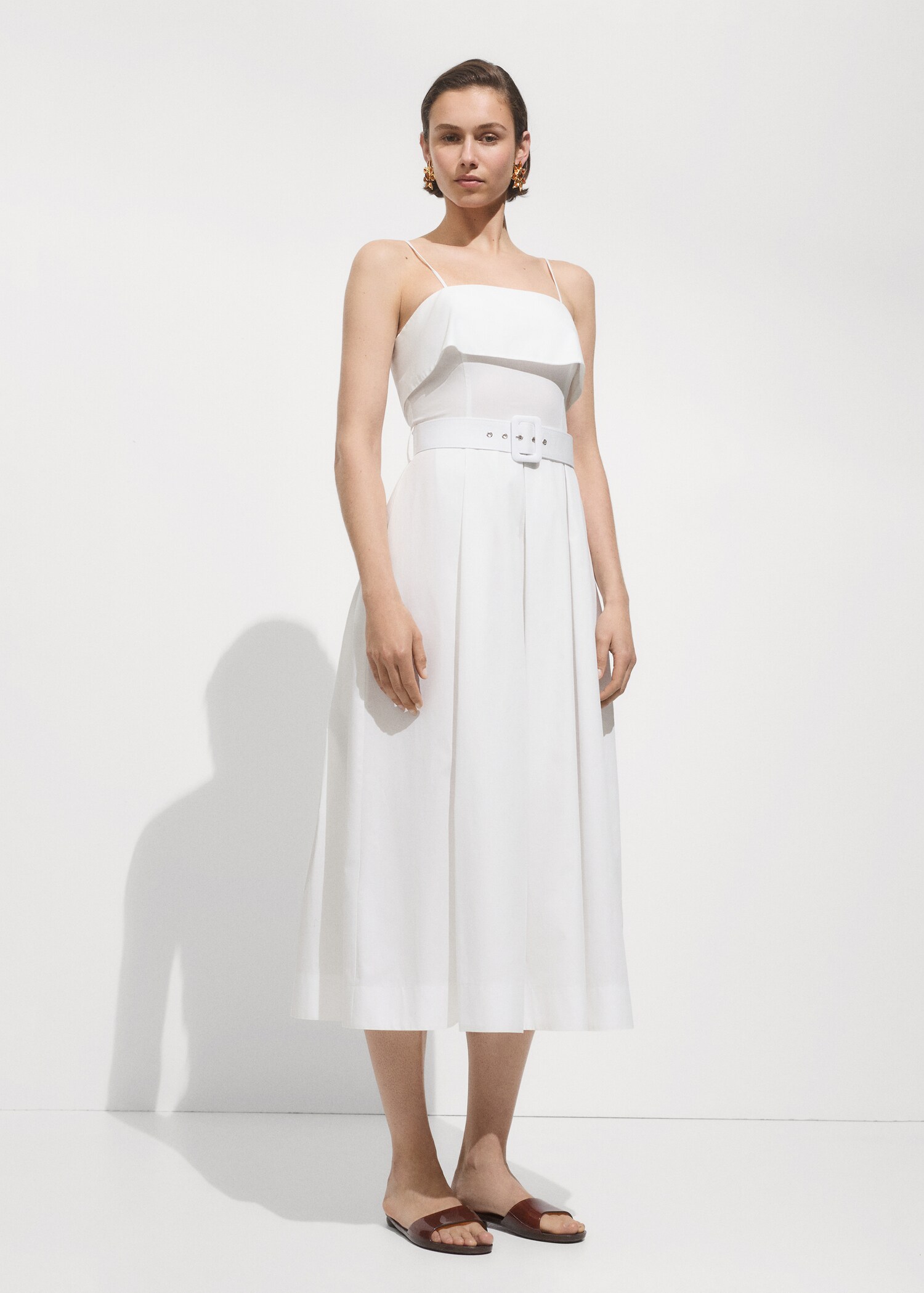 Vestito scollo con risvolto cintura - Piano generale