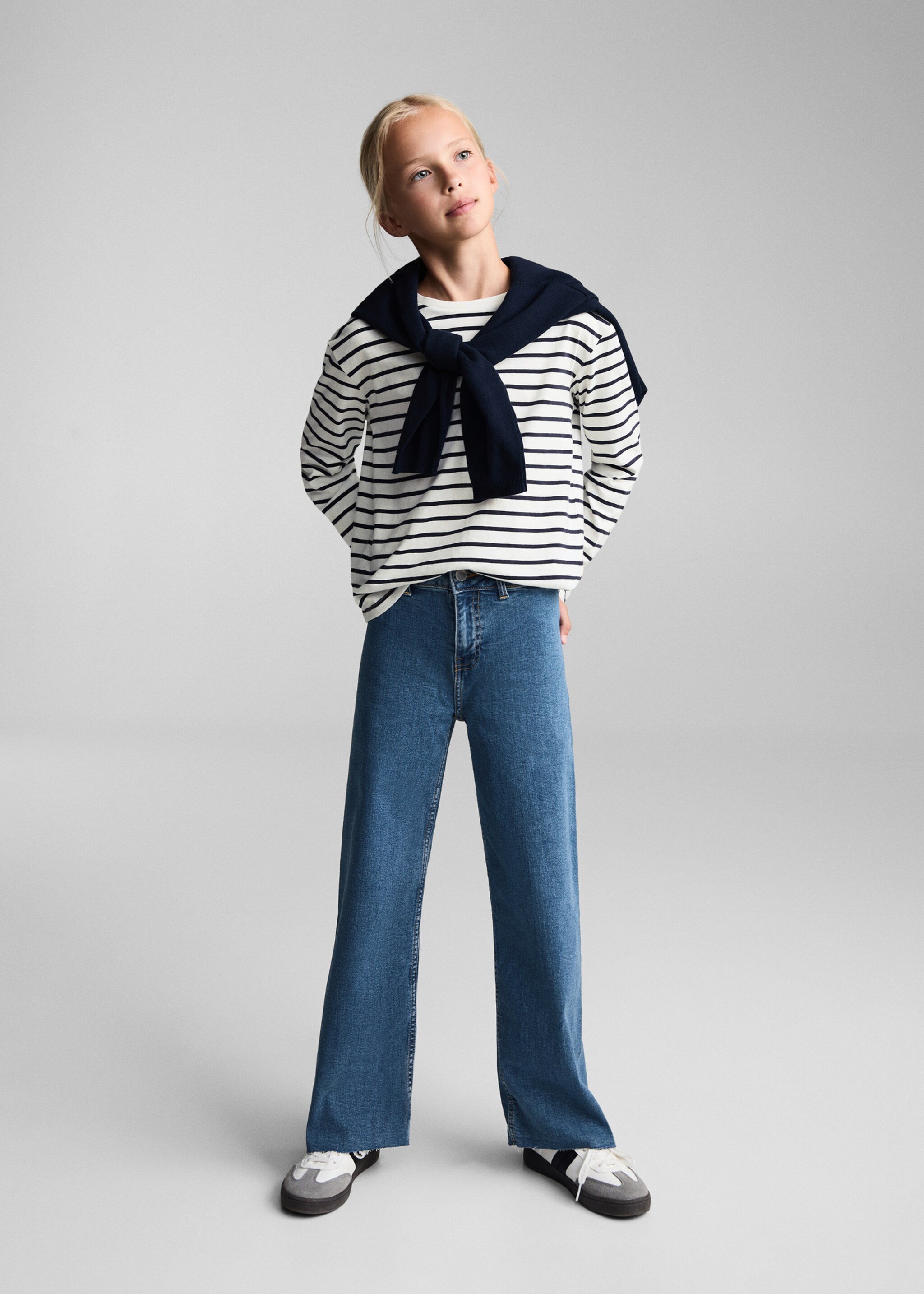 Jeans culotte bajo deshilachado - Plano general, Azul oscuro. Ref: 77052538-00.