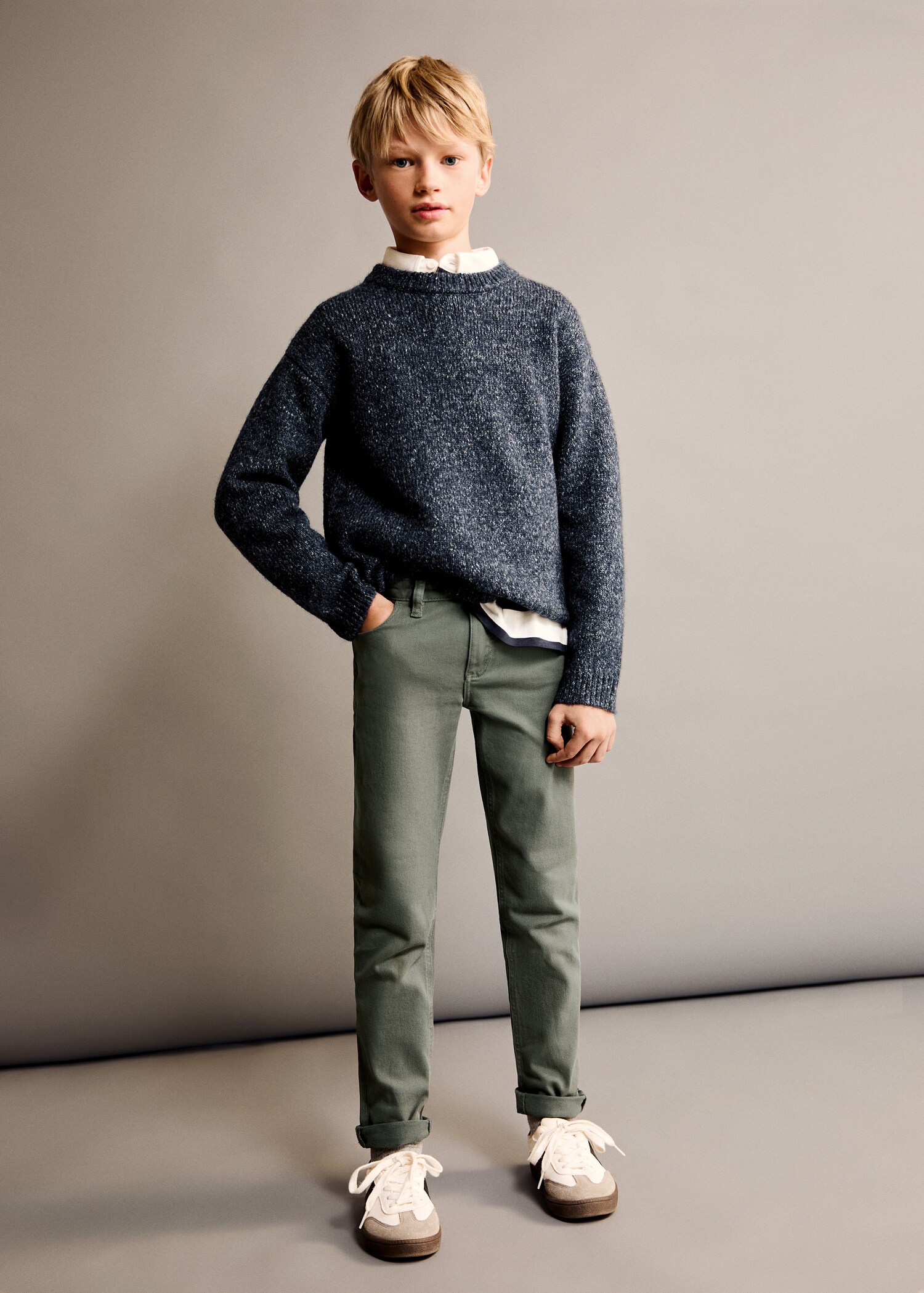 Straight-fit cotton pants - General plane