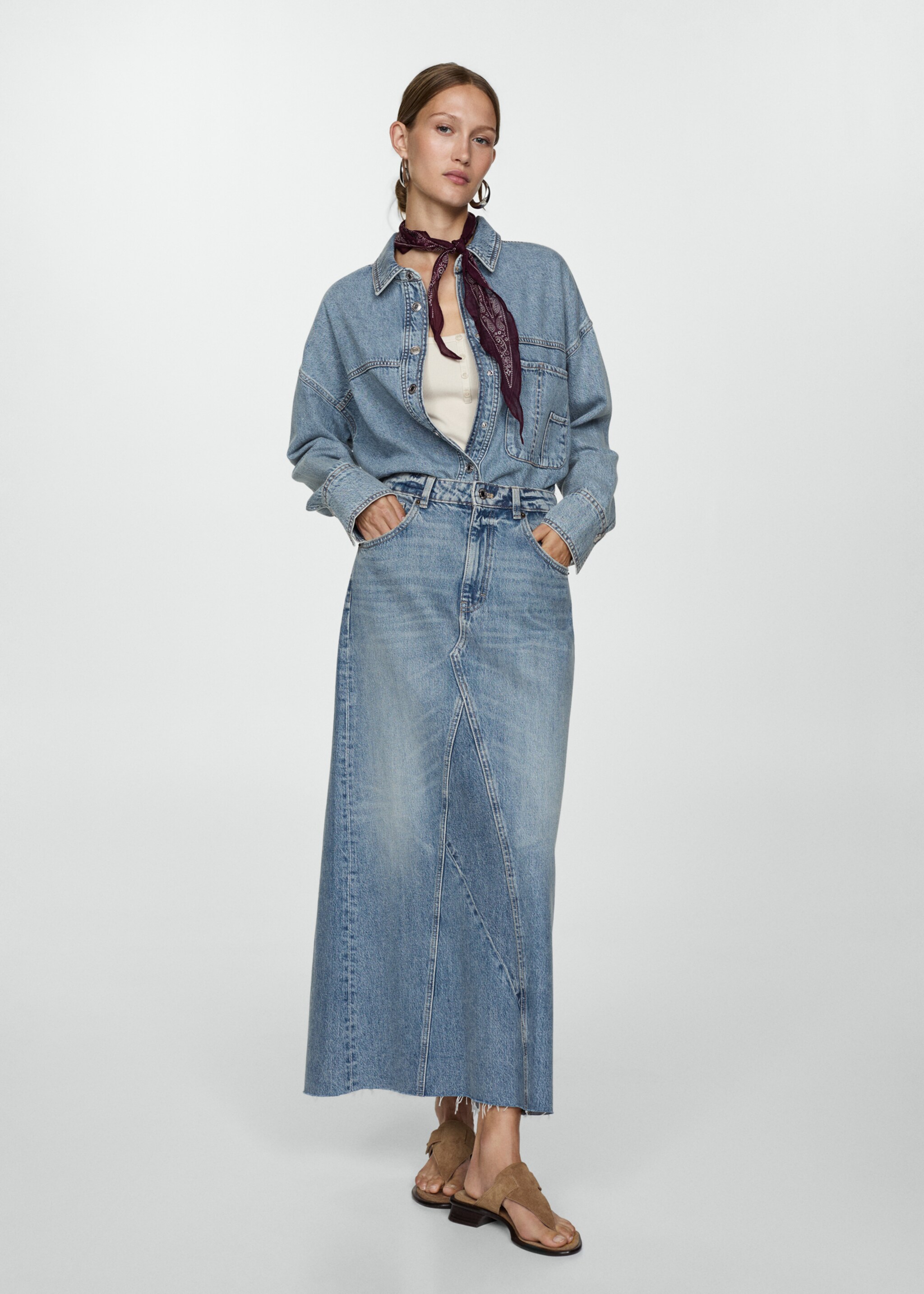 Slit denim skirt - General plane, Medium Blue. Ref: 77054017-00.