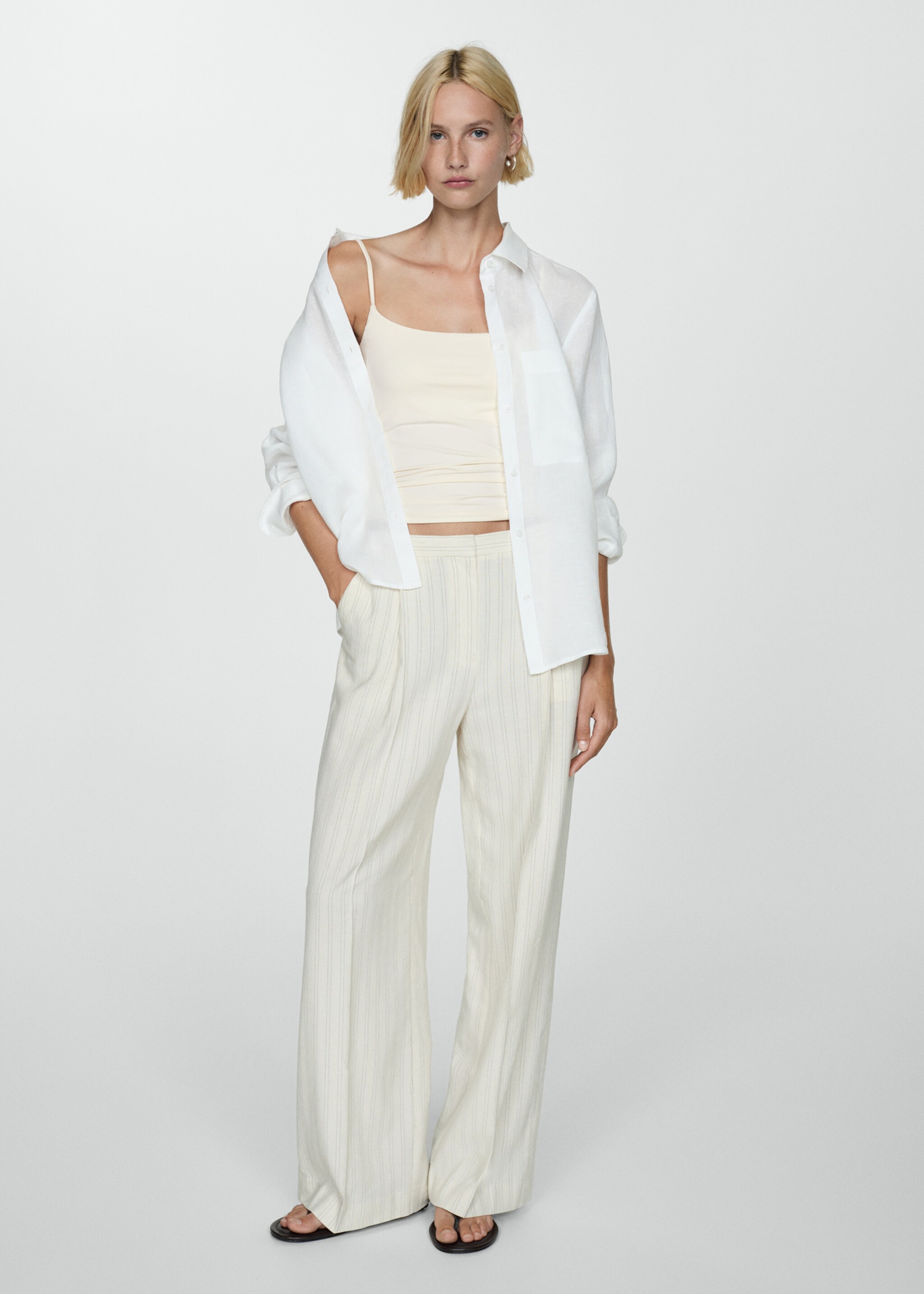 Slim-fit top with thin straps - General plane