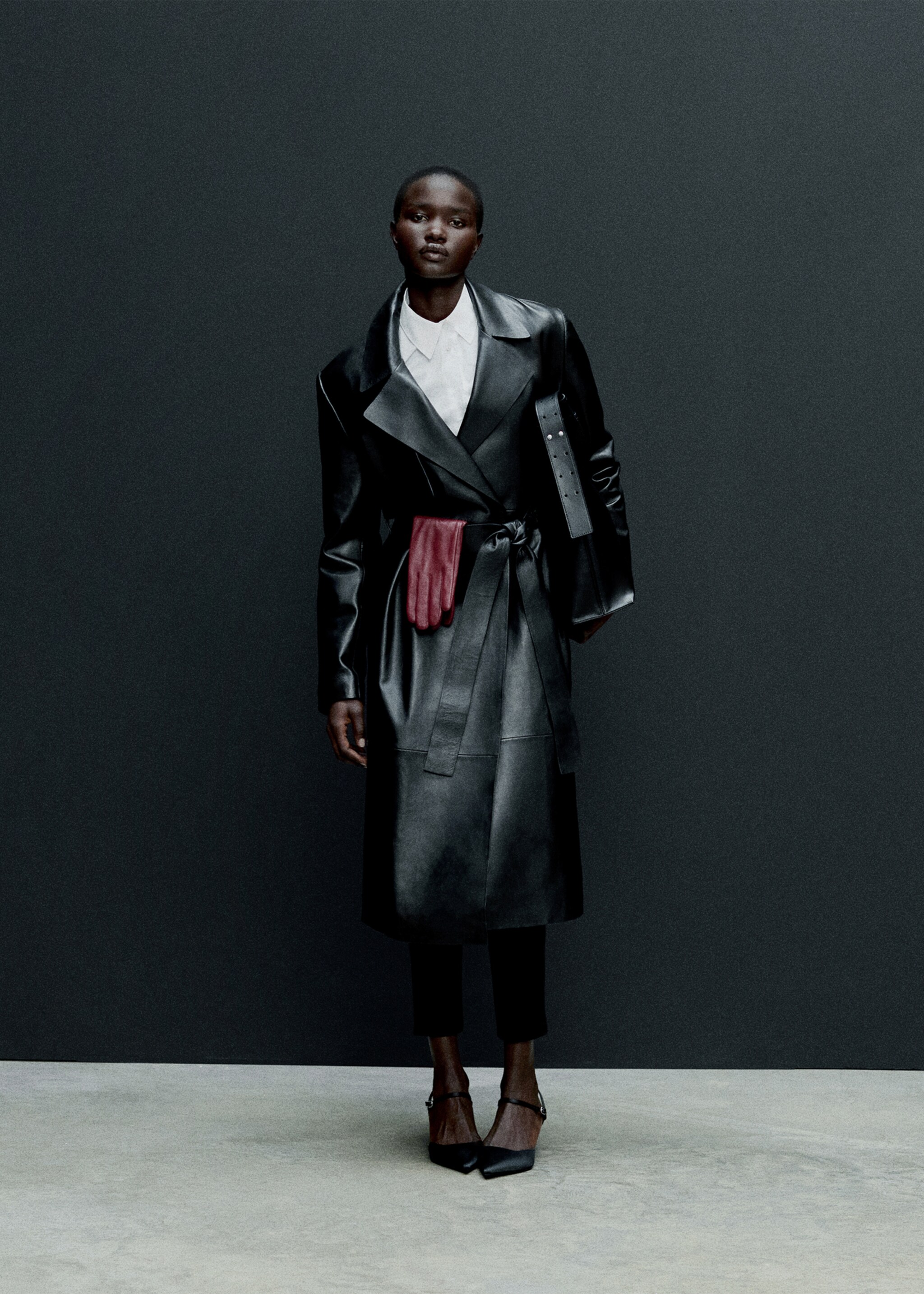 High-heeled shoes with straps - General plane, Black. Ref: 77055663-00.