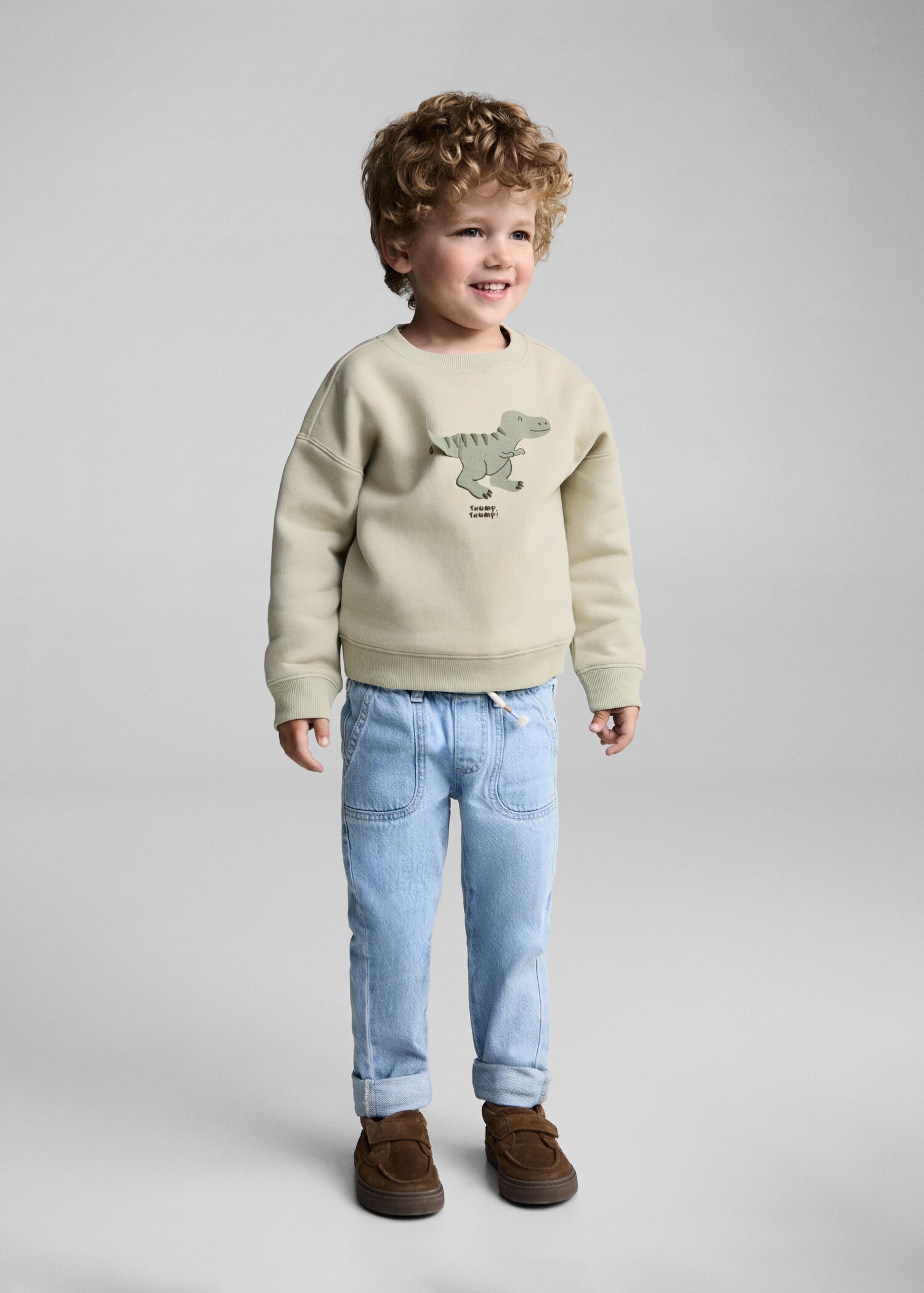 Sweat-shirt imprimé animé - Plan général