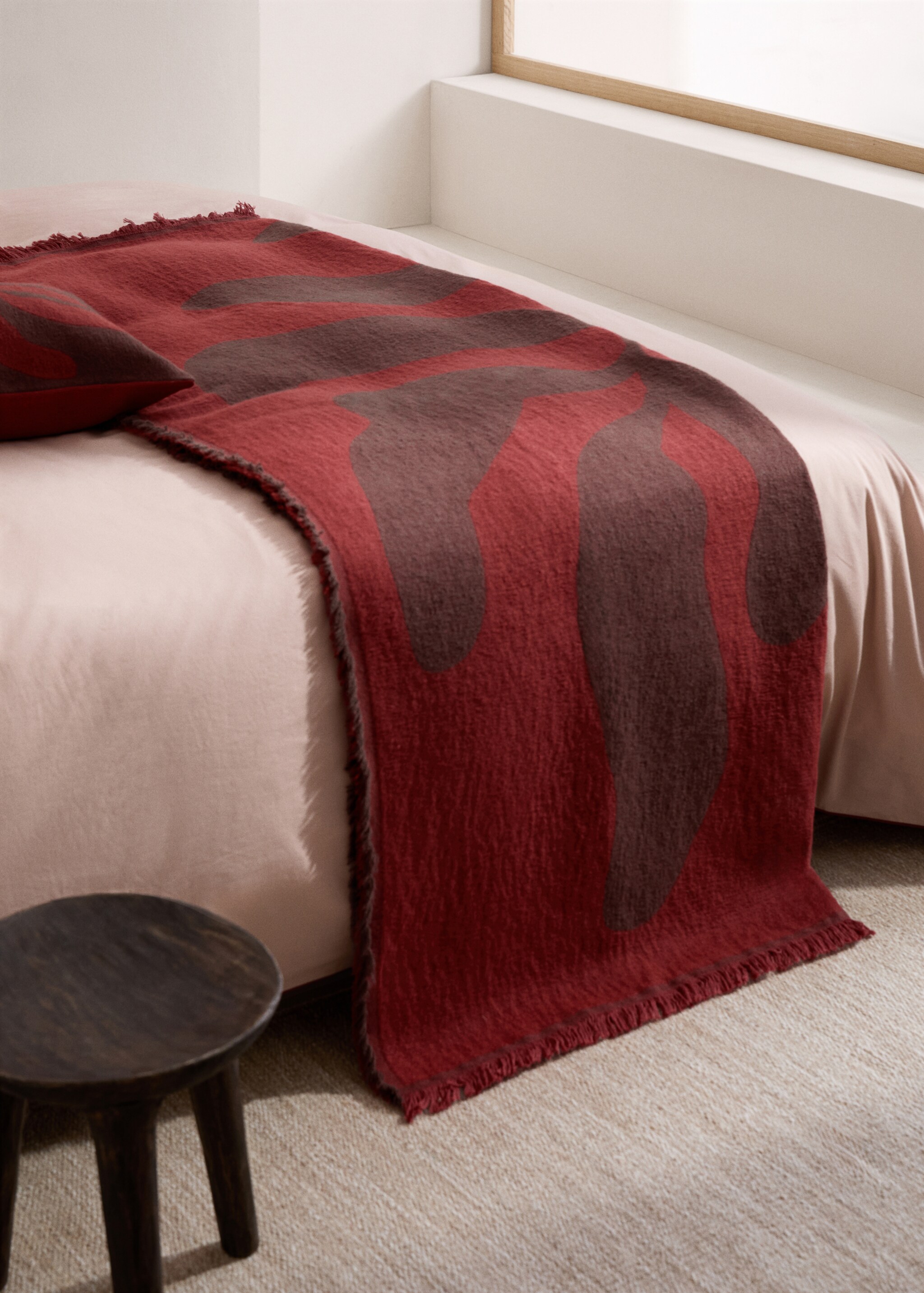 Cotton blanket with leaf design - General plane, Brown. Ref: 77057644-00.