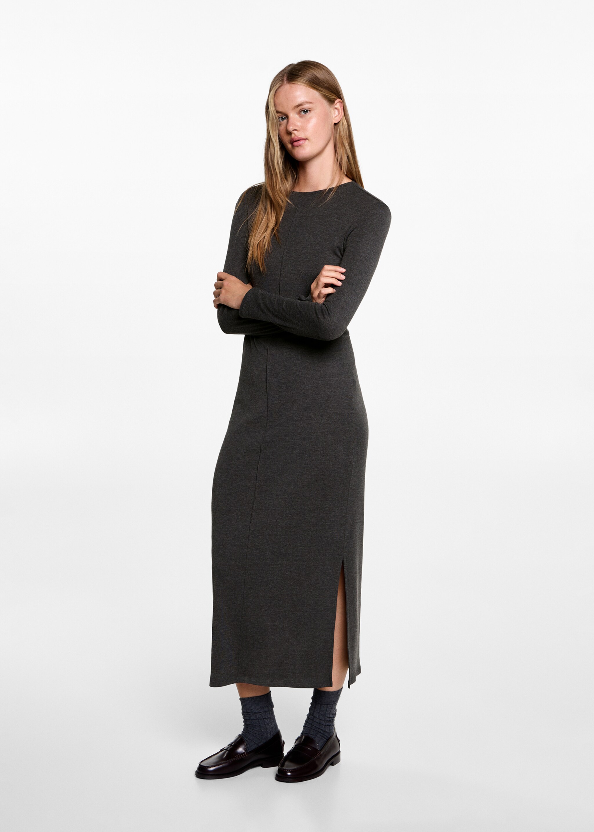 Long-sleeved slit dress - General plane, Charcoal. Ref: 77057687-00.