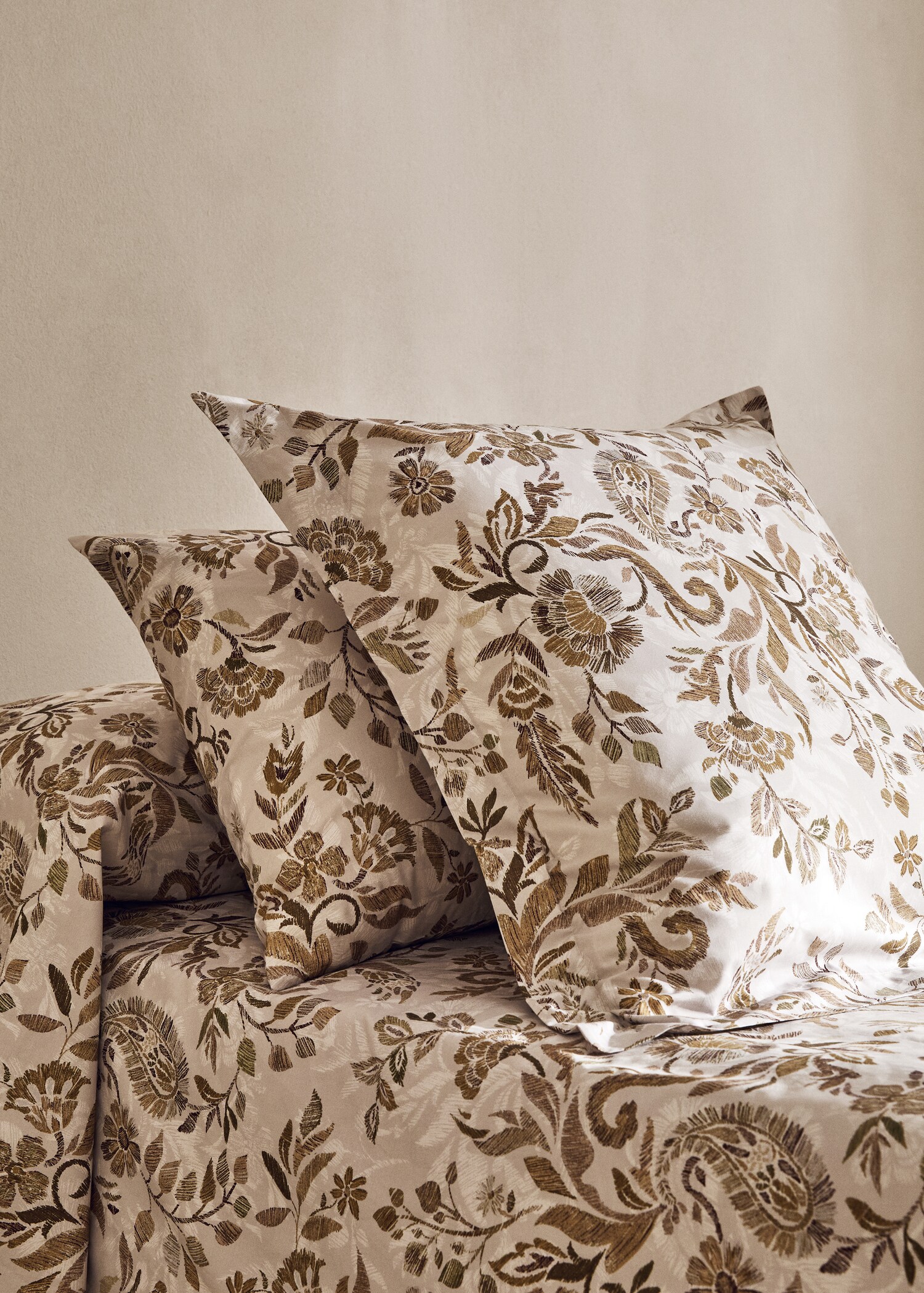 Percale cotton floral-print pillowcase 45x110cm - General plane