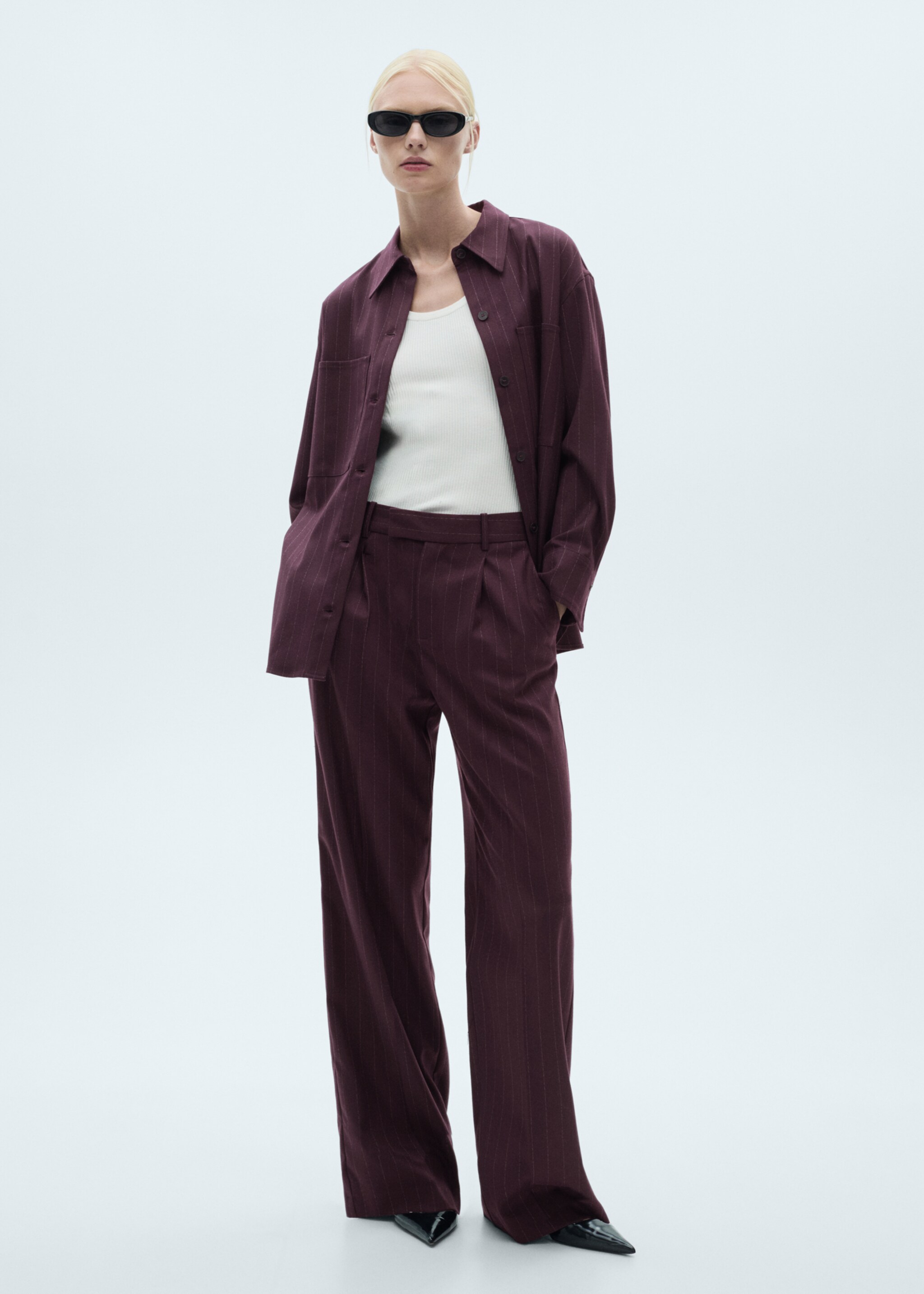 Pinstripe pleated trousers - General plane, Wine. Ref: 77058271-00.