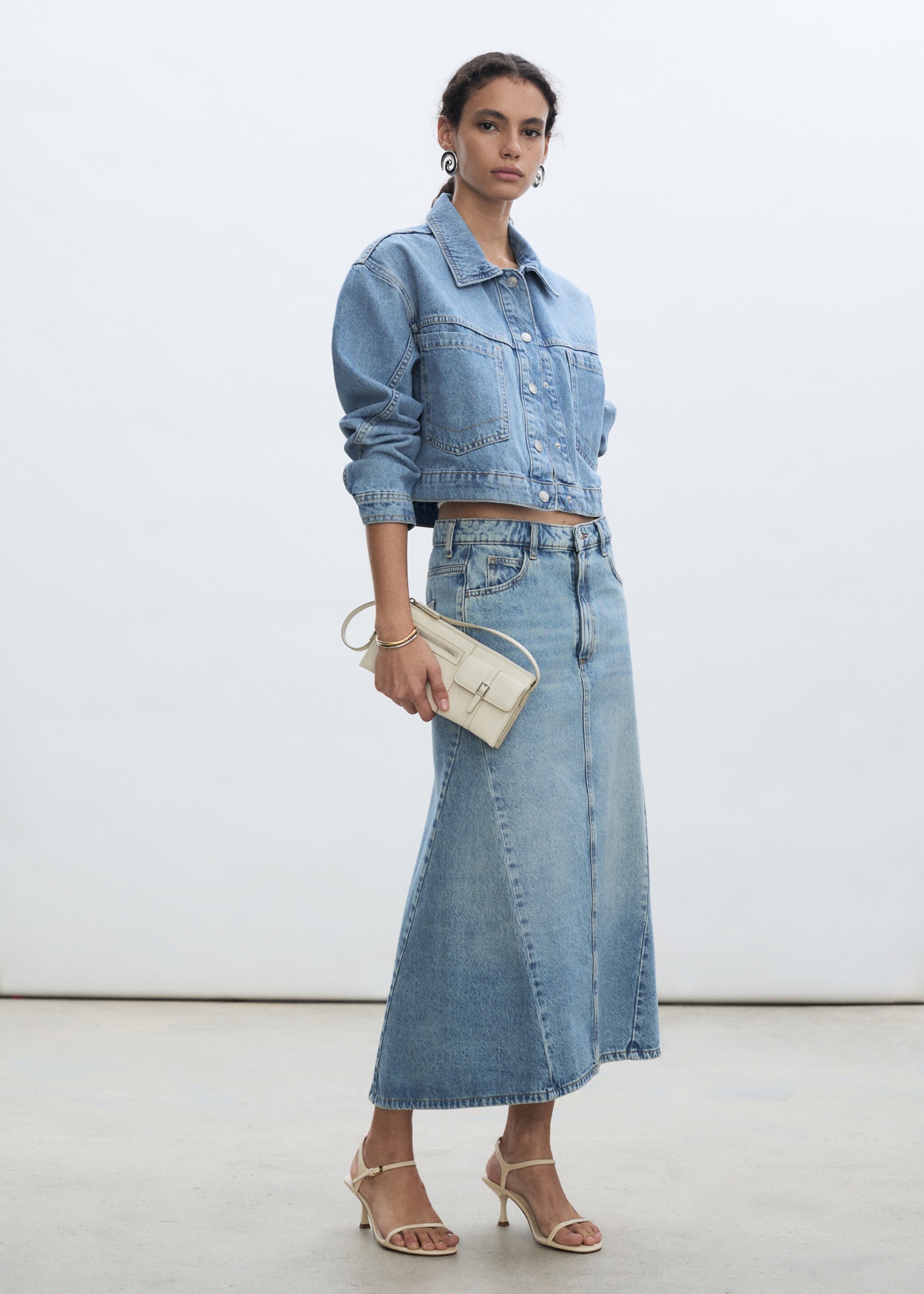 Τζάκετ denim τσέπες - Γενικό πλάνο, Μεσαίο Μπλε. Ref: 77060355-00.