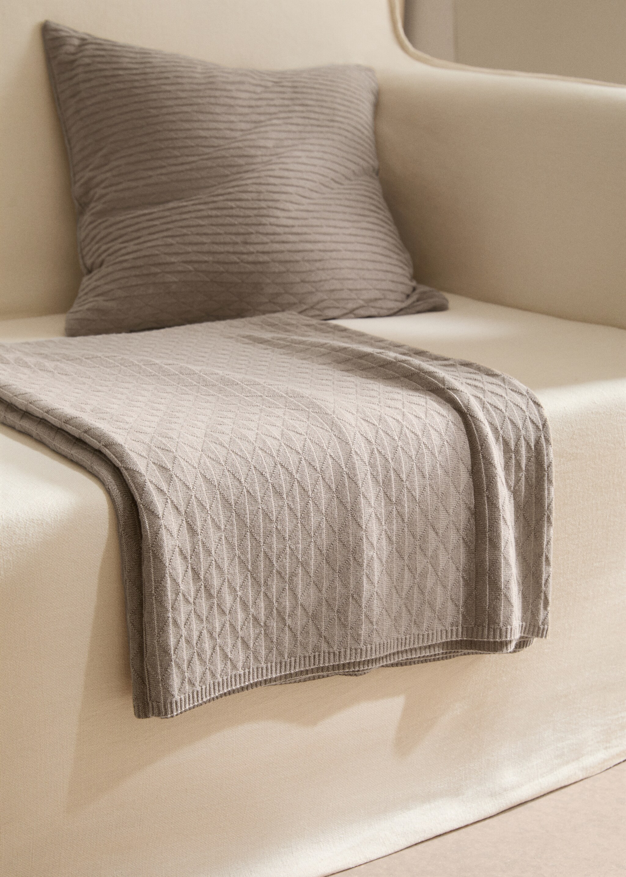 Κουβέρτα συνδυασμός μαλλί λινό με ρόμβους - Γενικό πλάνο, Καφέ Ανοιχτό/Παστέλ. Ref: 77060581-00.