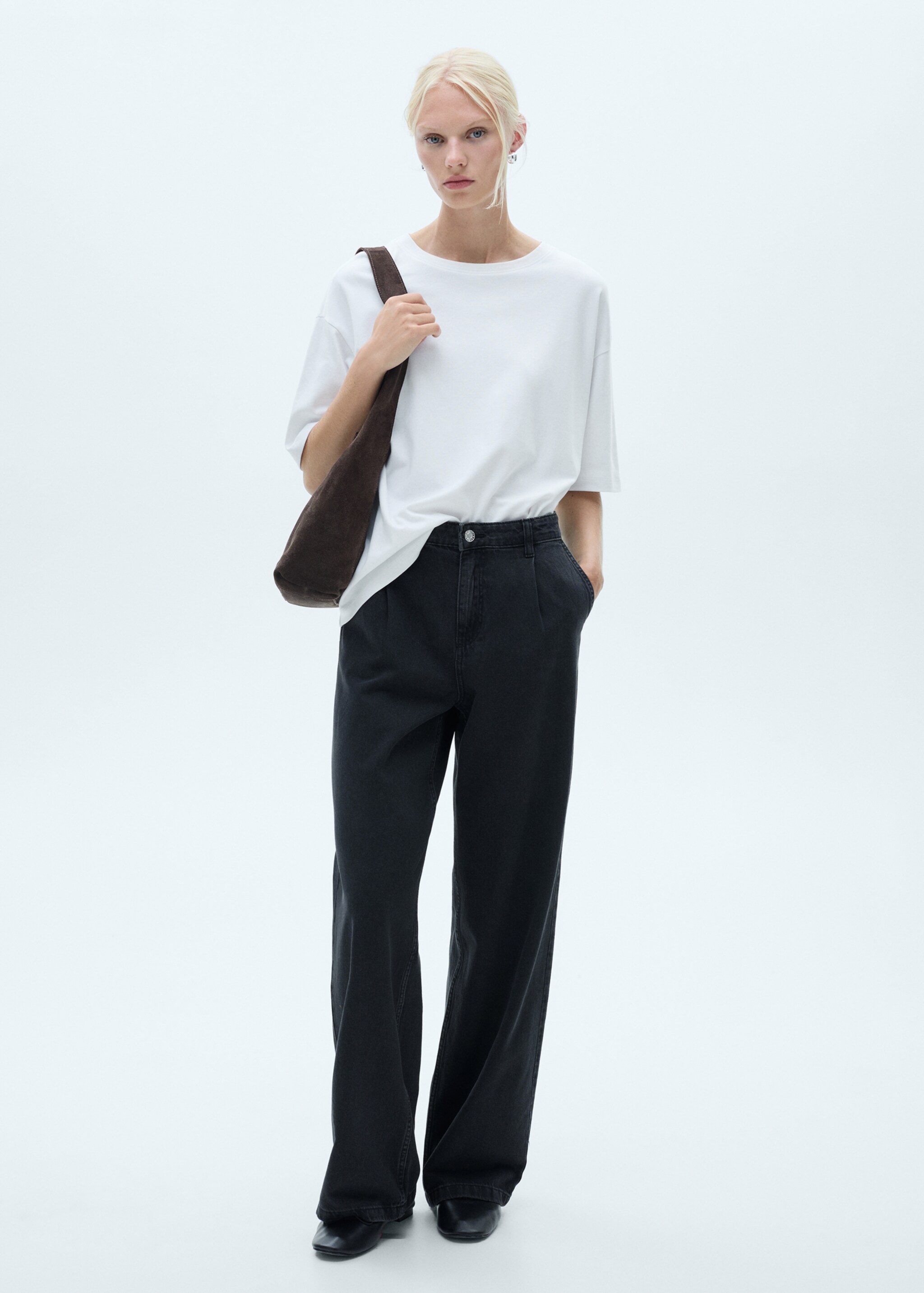 Straight pleated jeans - General plane, Black denim. Ref: 77060591-00.