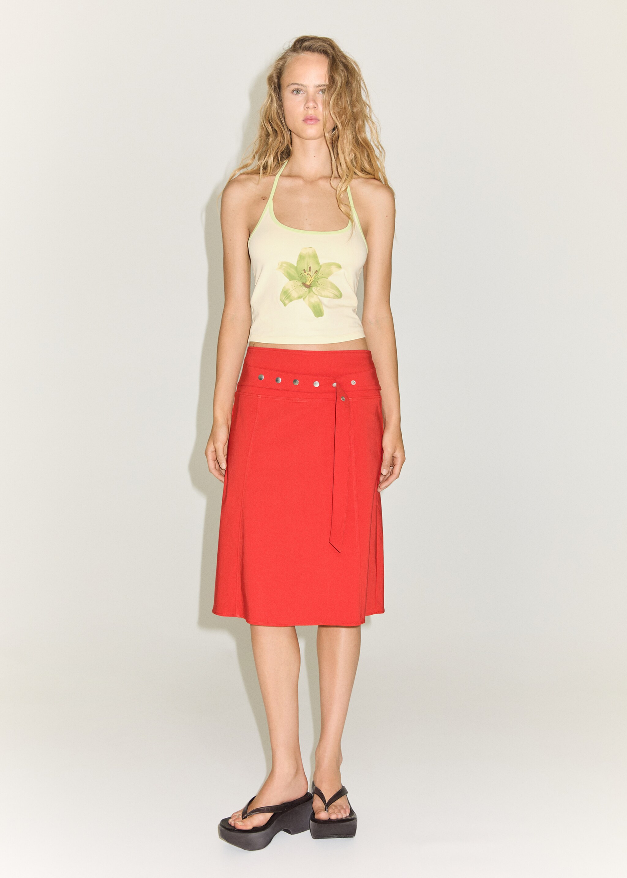 Printed halter-neck cropped top - General plane, Vanilla. Ref: 77060626-00.