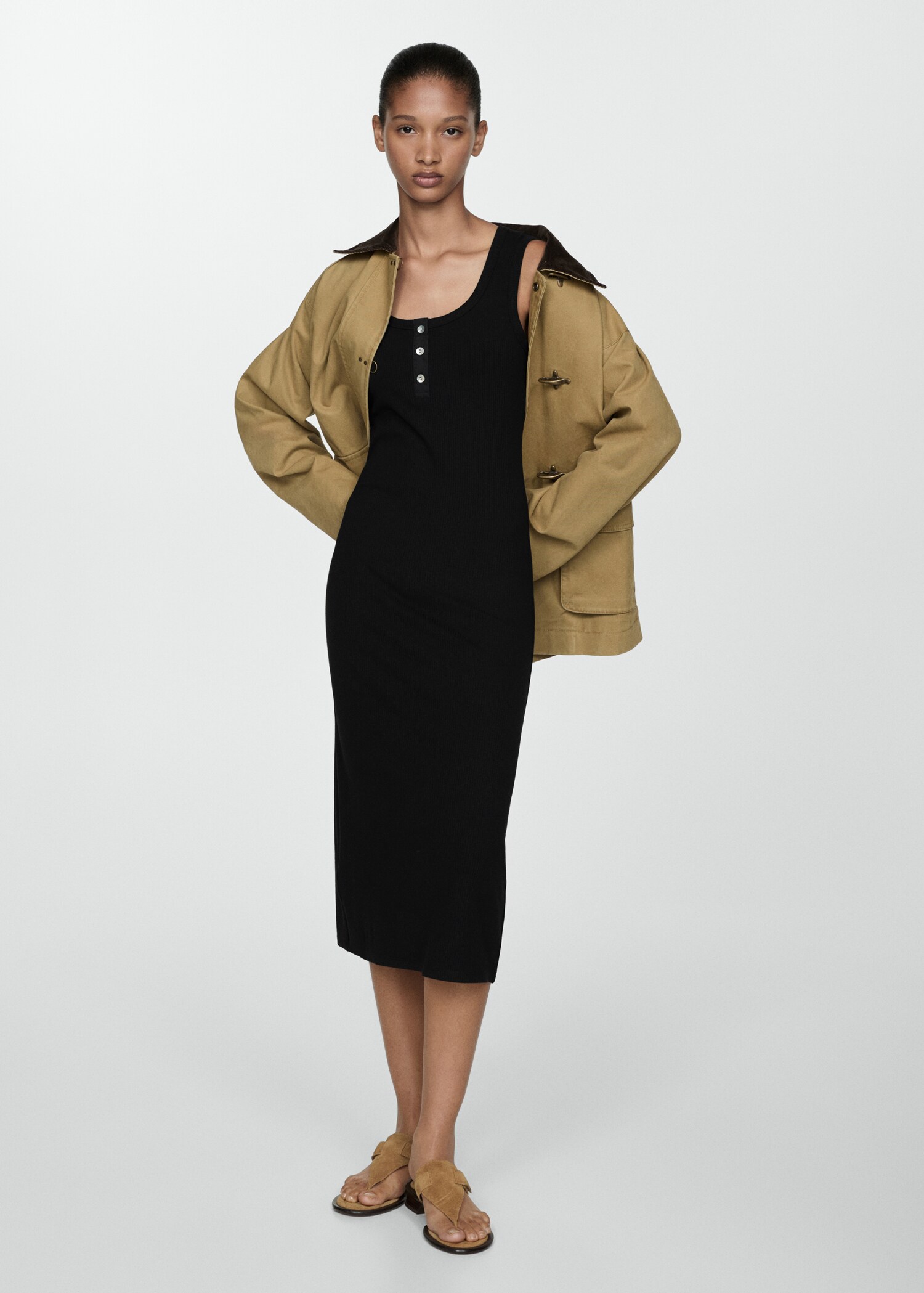Ribbed buttoned dress - General plane