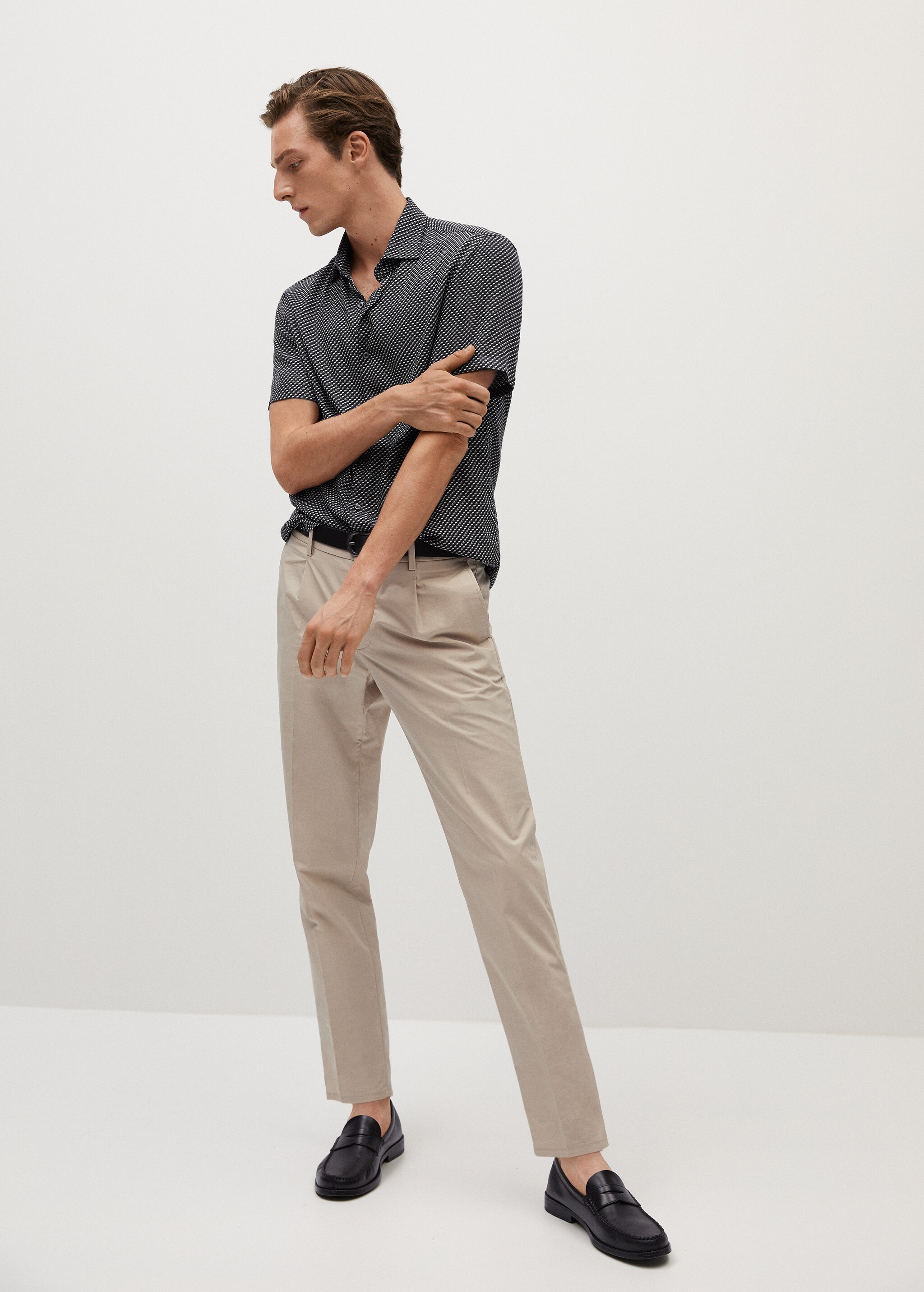 Printed flowy slim-fit shirt - General plane