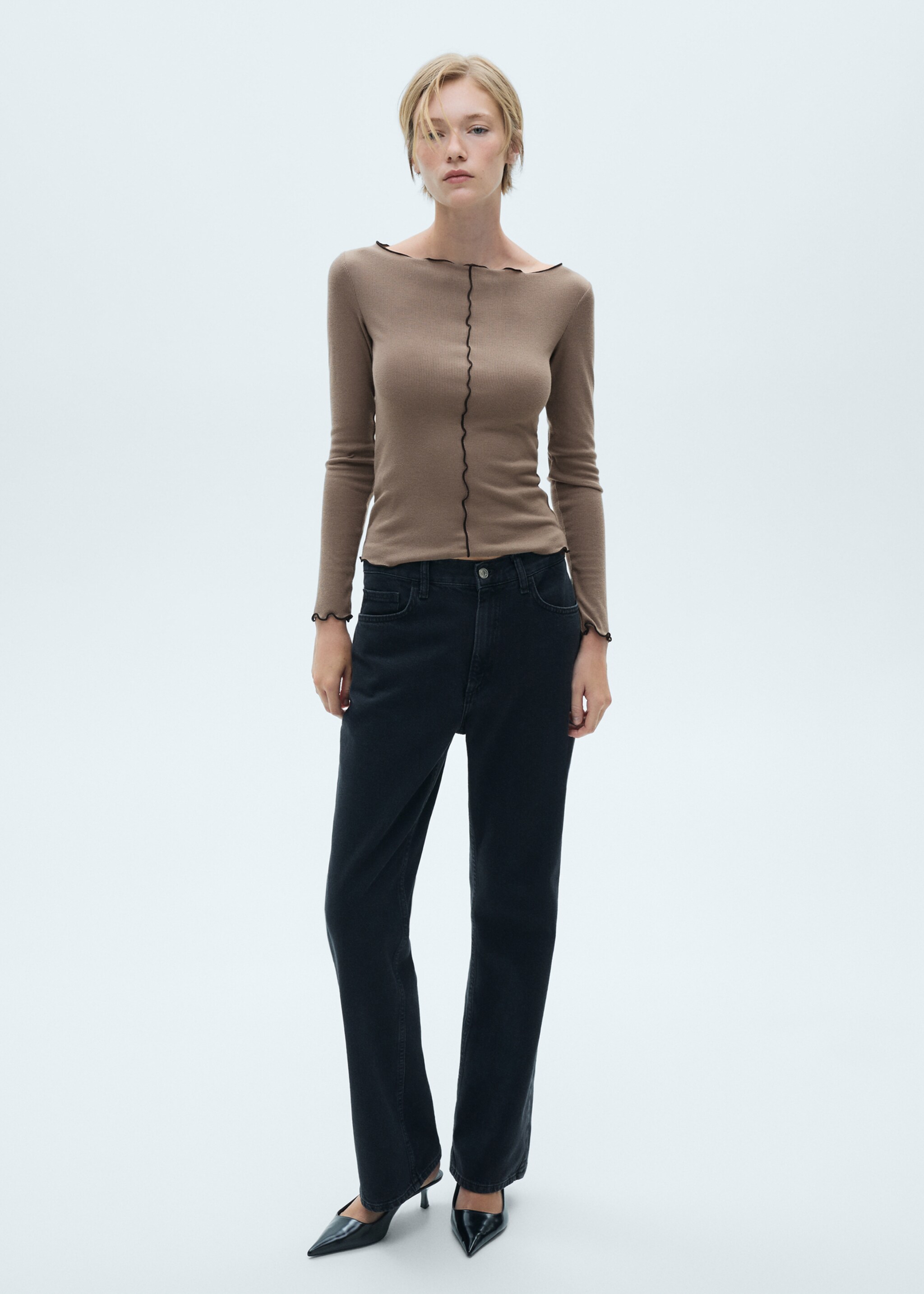 Langarm-T-Shirt mit Ziernähten - Allgemeine Ansicht, Braun. Ref: 77065647-00.