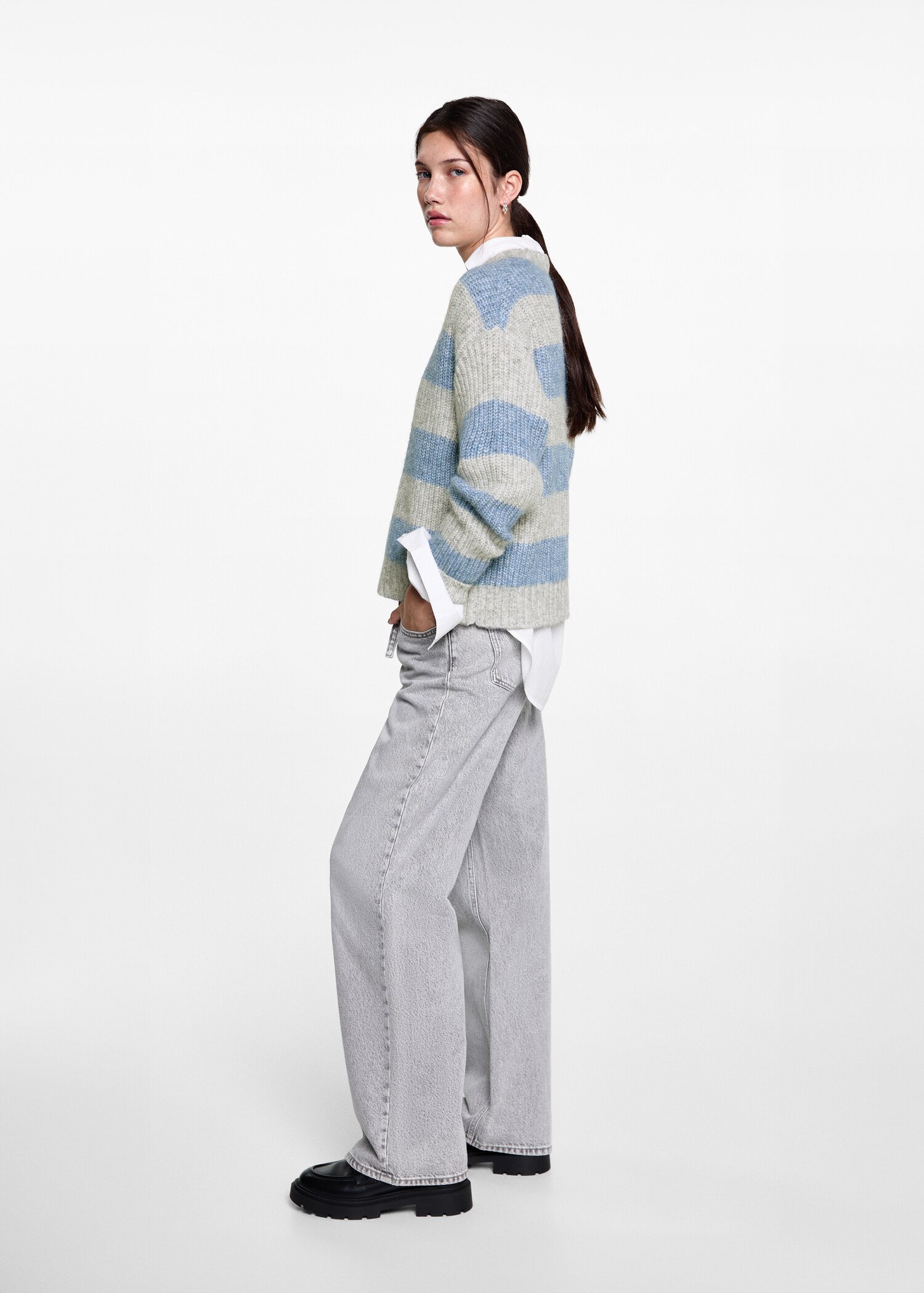 Knit striped sweater - General plane