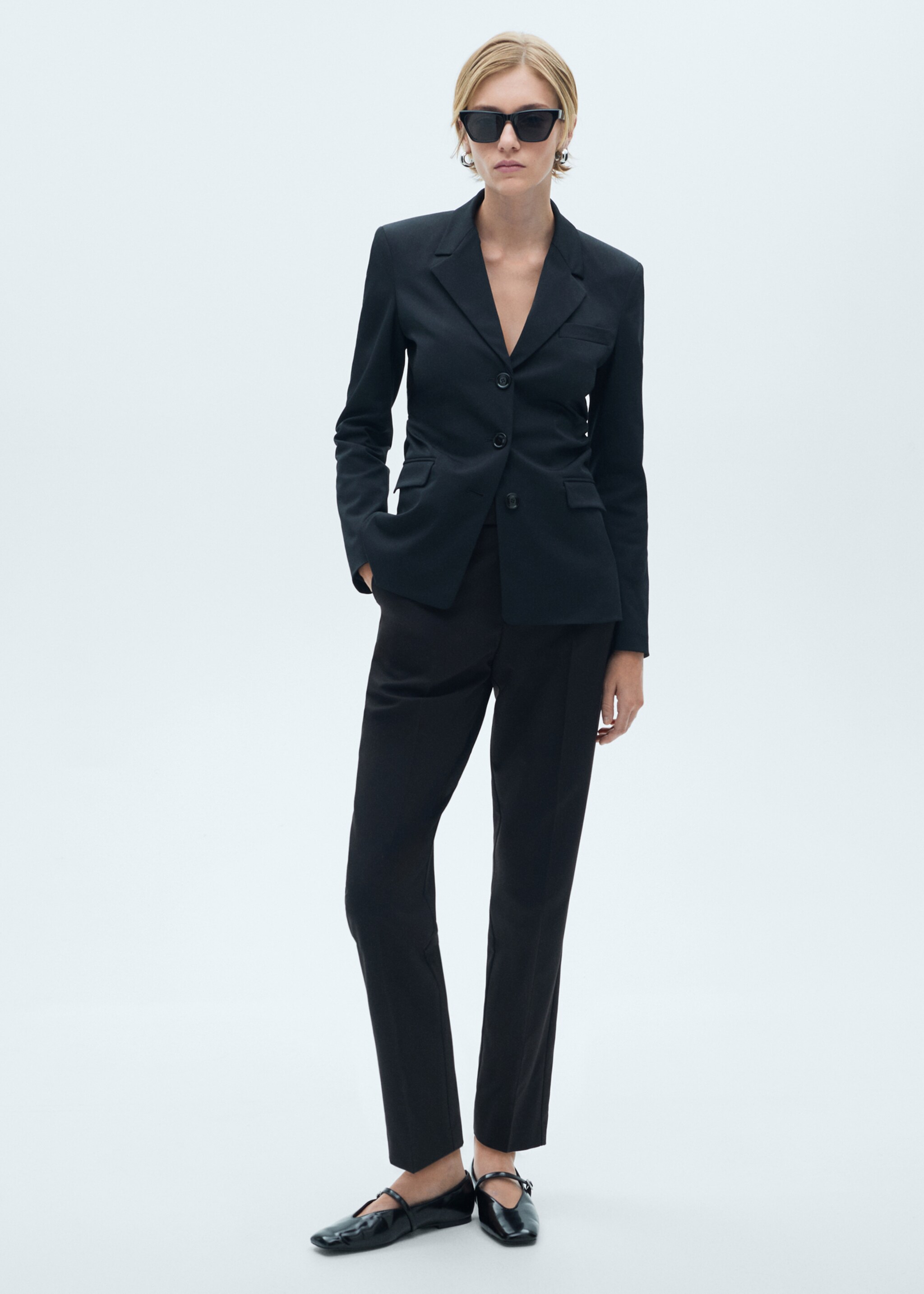 Blazer costume cintré - Plan général, Noir. Ref: 77066760-00.