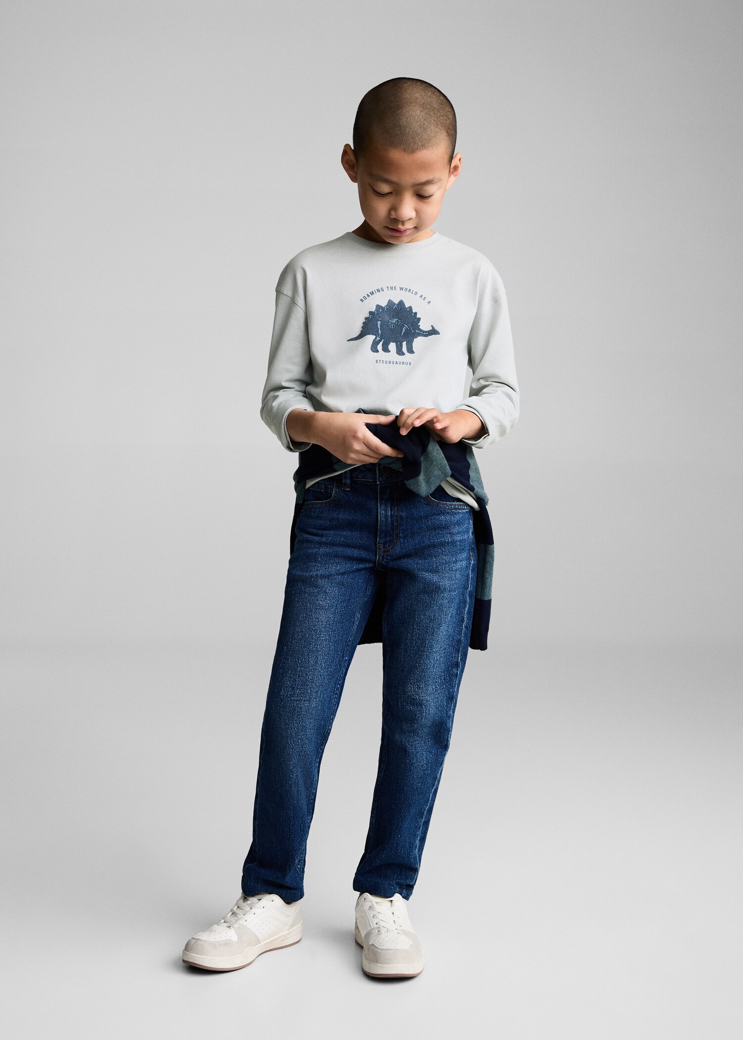 T-Shirt mit Dinosaurier-Motiv - Allgemeine Ansicht