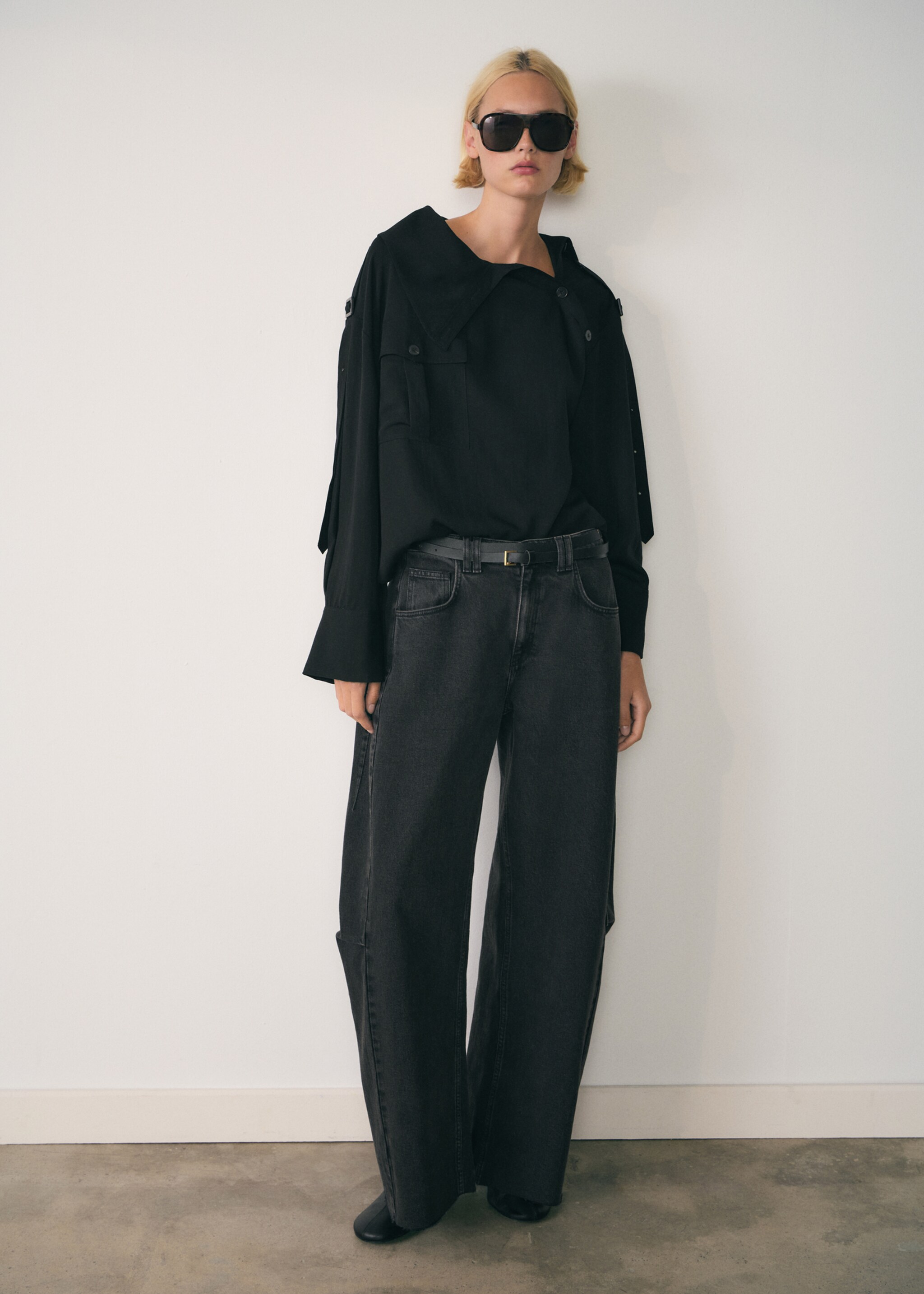 Wideleg loose low-rise jeans - Overzichtstekening, Black denim. Ref: 77067937-00.