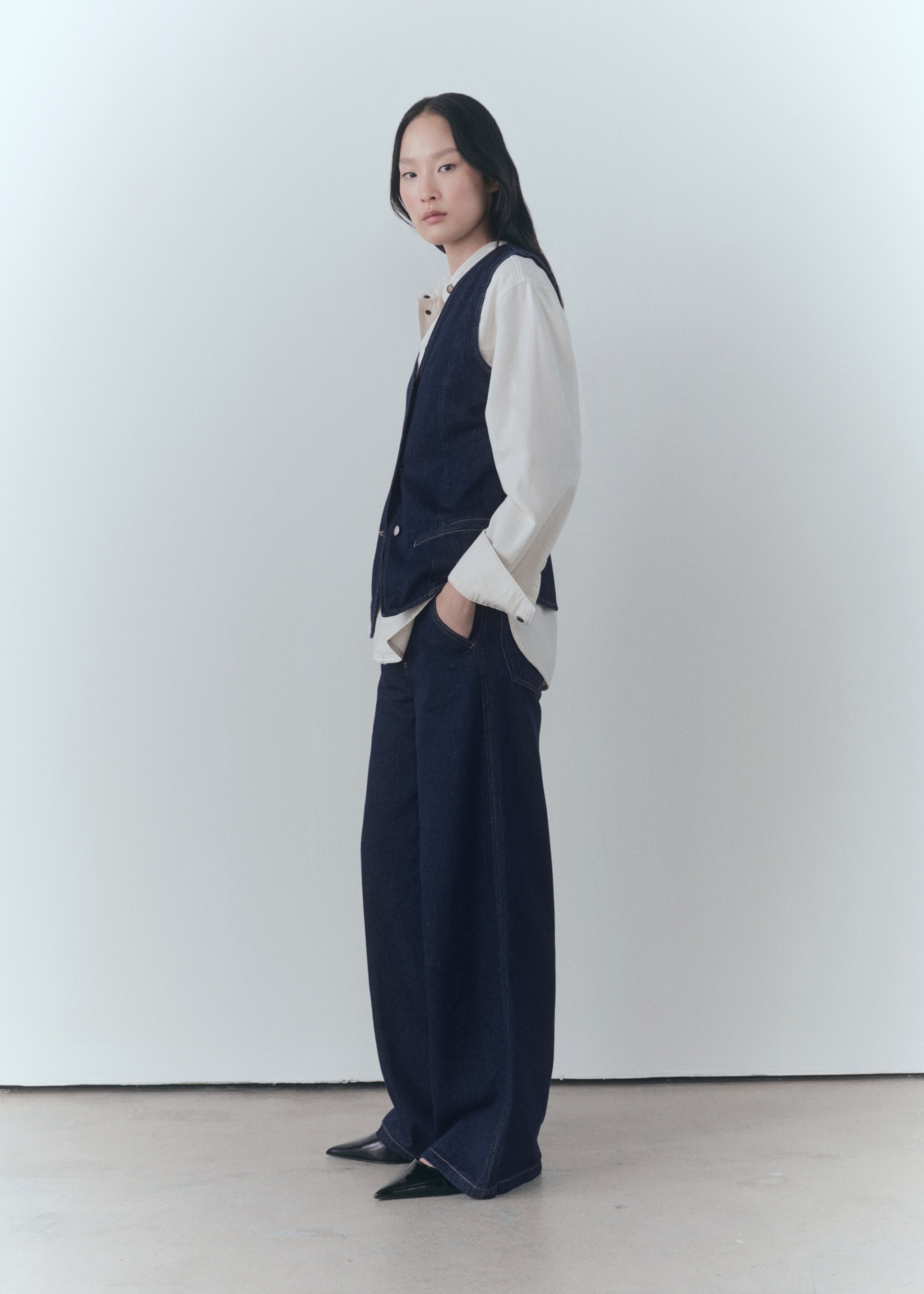 Rinse-wash denim waistcoat - General plane, Open Blue. Ref: 77068285-00.