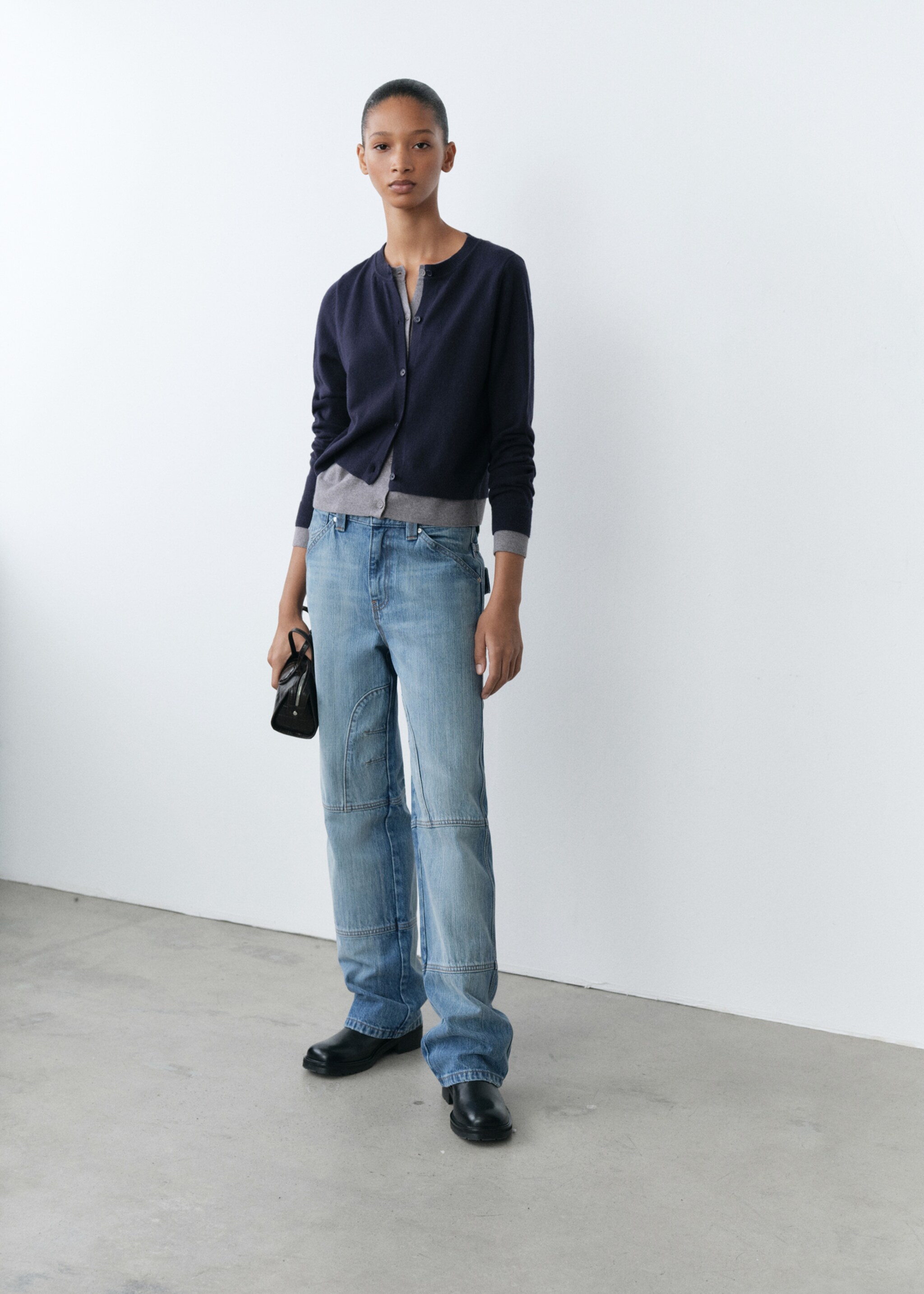 Wideleg jeans met sierstiksels - Overzichtstekening, Blauw. Ref: 77068635-00.