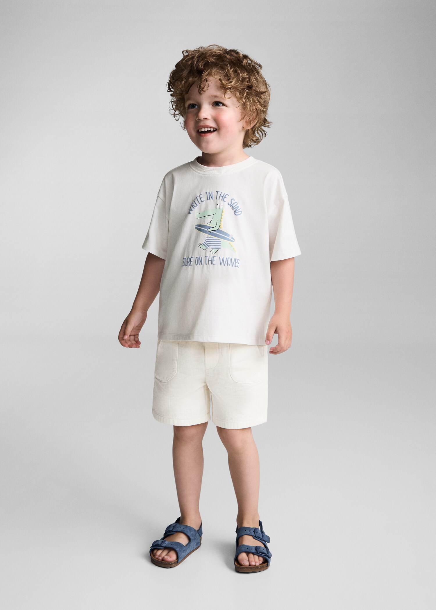 Surfmönstrad t-shirt - Allmän bild