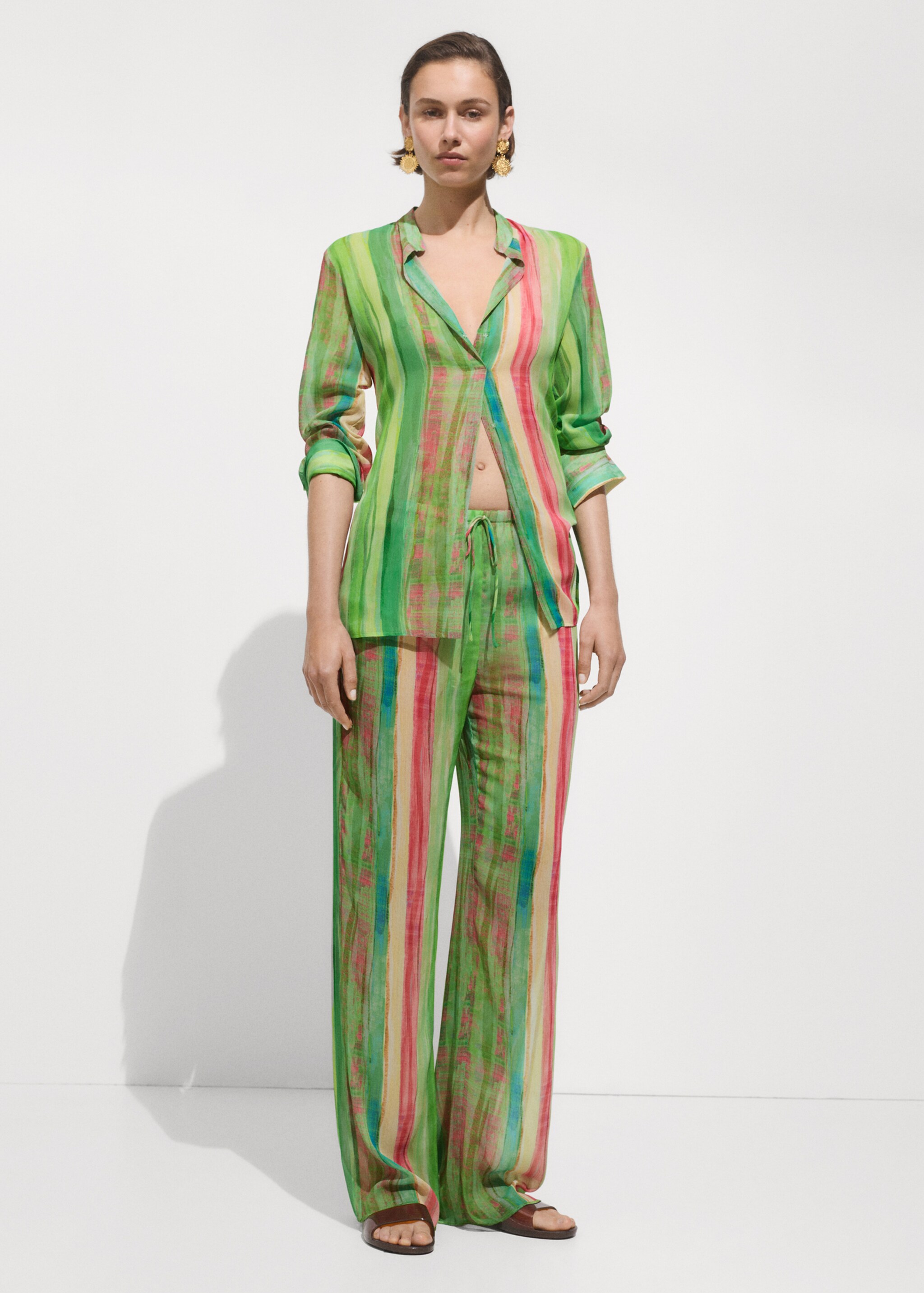 Semi-transparent printed blouse - General plane