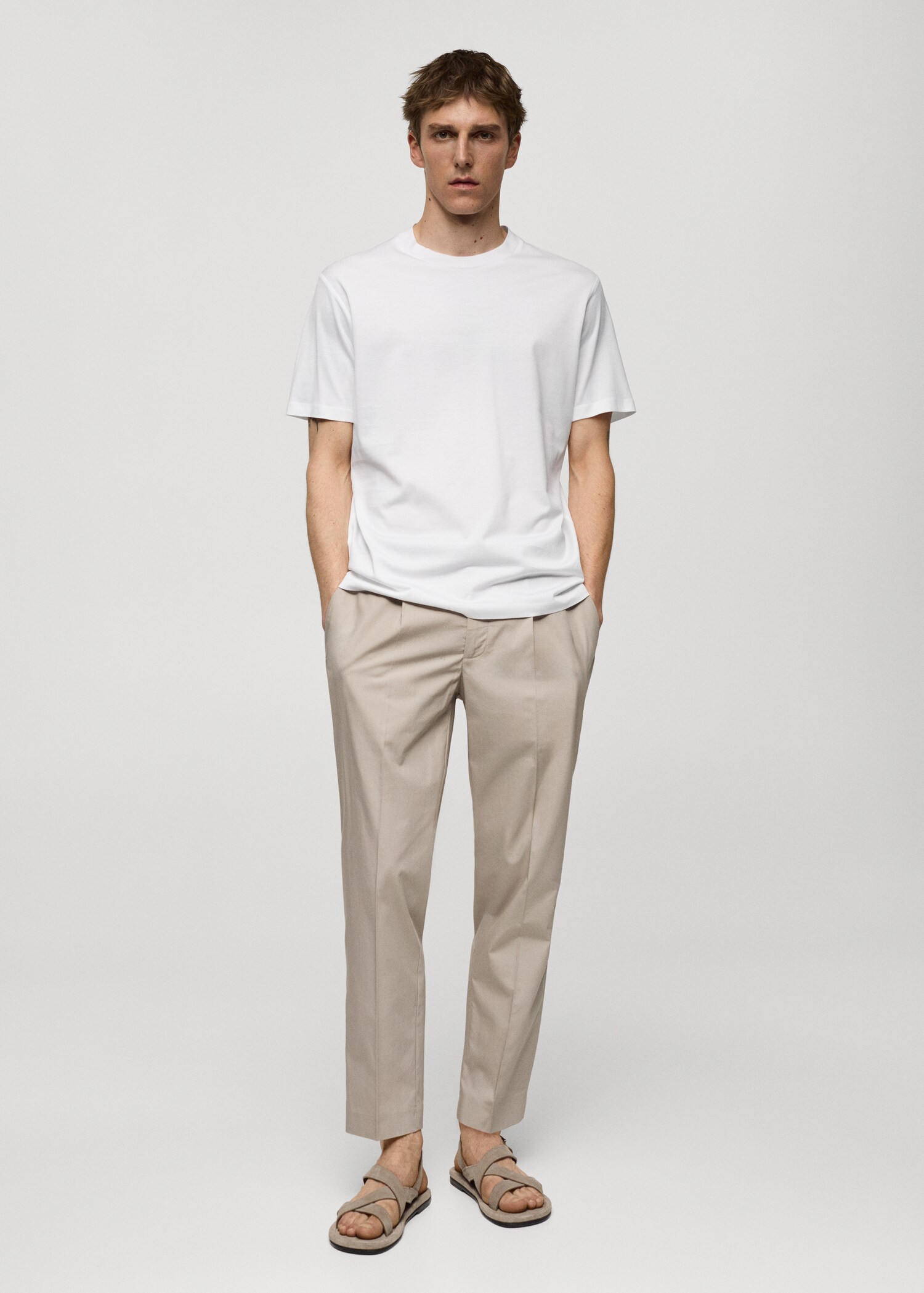 100% cotton slim-fit t-shirt - General plane