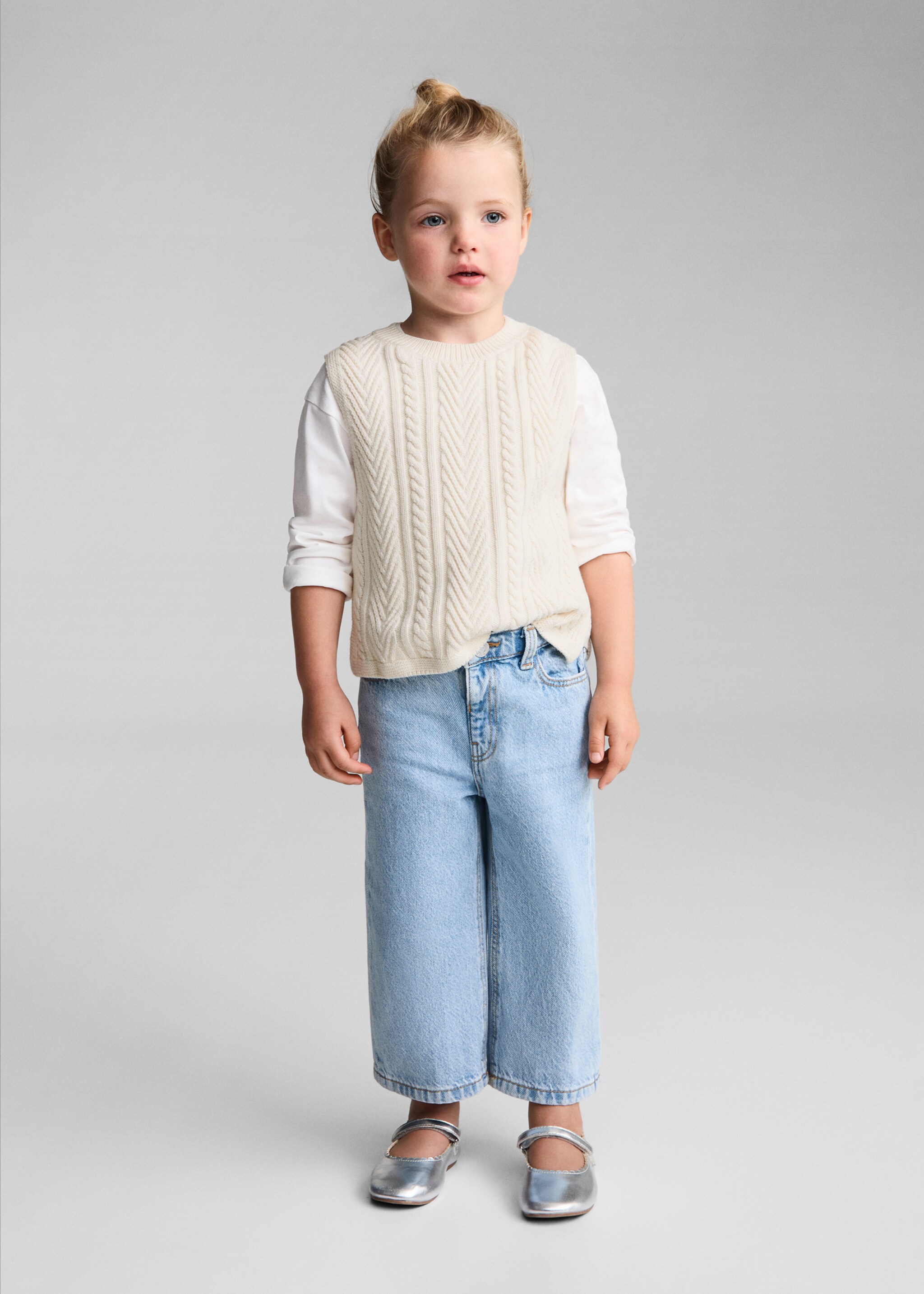 Braided-knit gilet - General plane, Off White. Ref: 77072929-00.