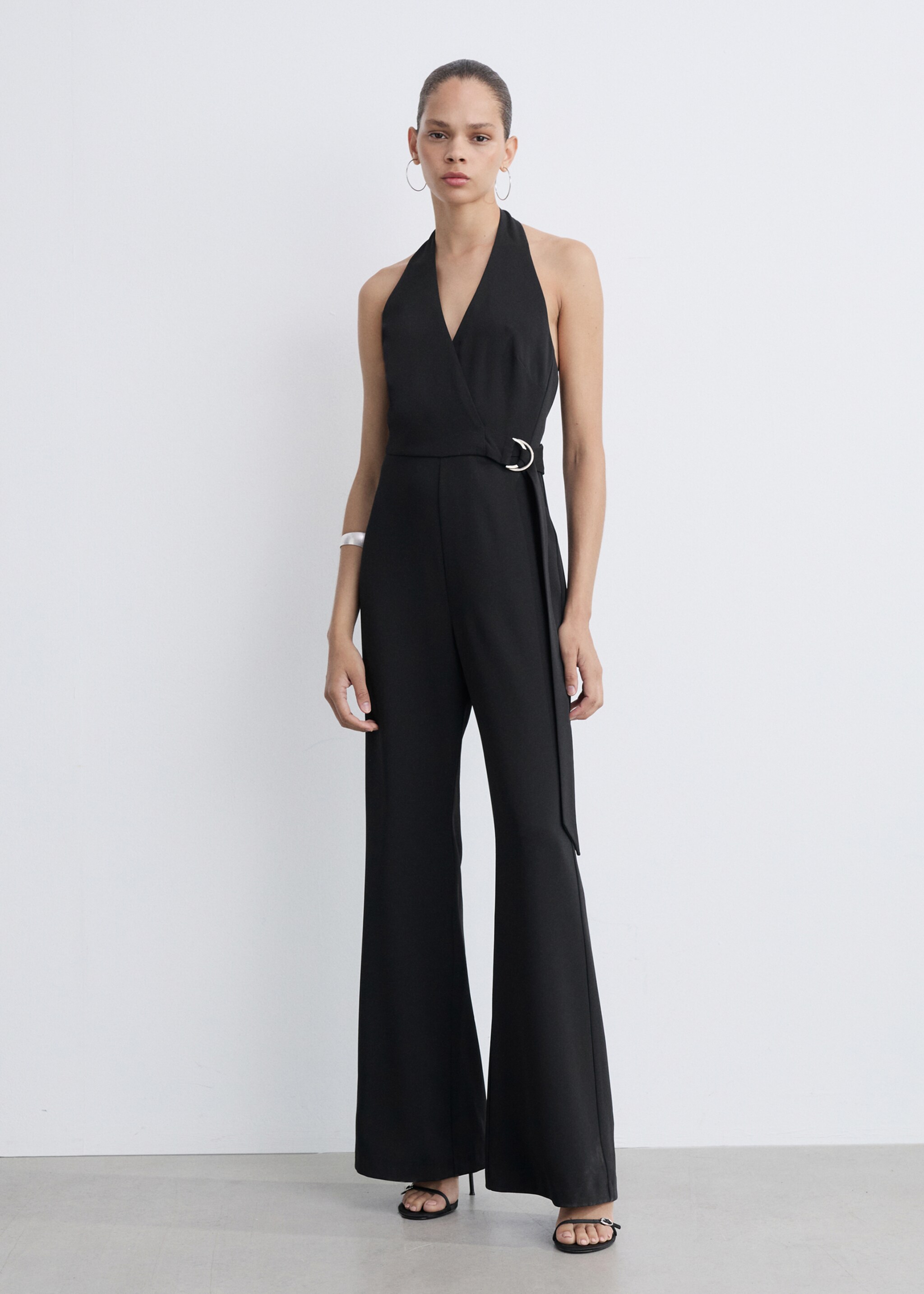 Halter-neck jumpsuit with belt - General plane, Black. Ref: 77074455-00.