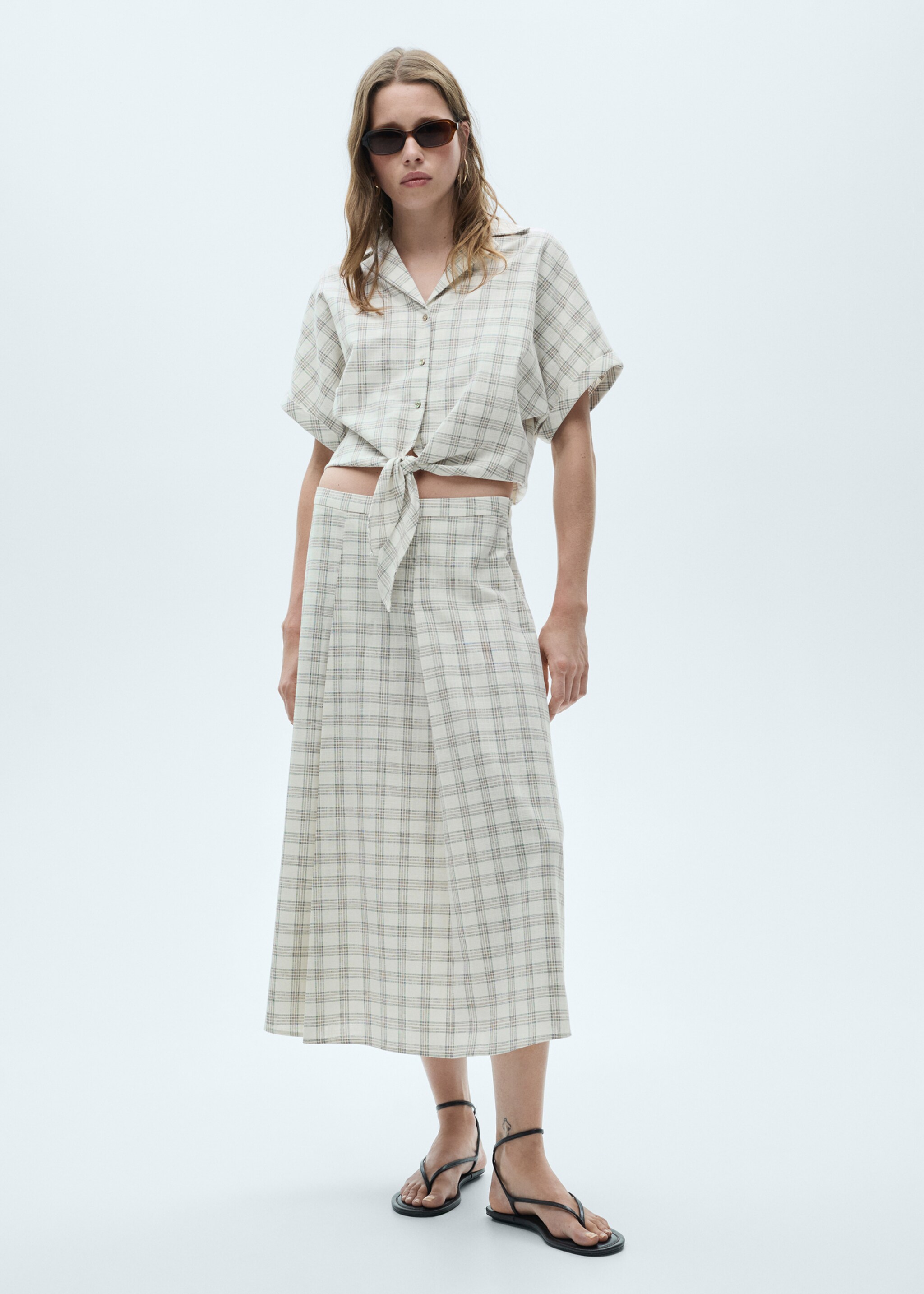 Check flared skirt - General plane