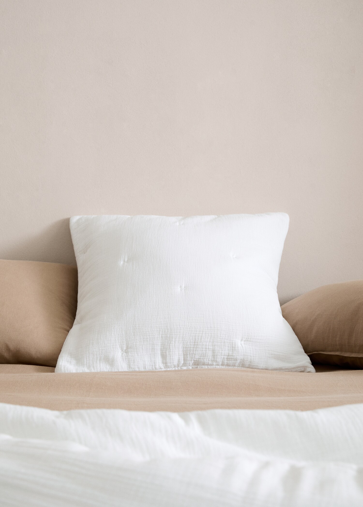 Padded cotton cushion case - General plane