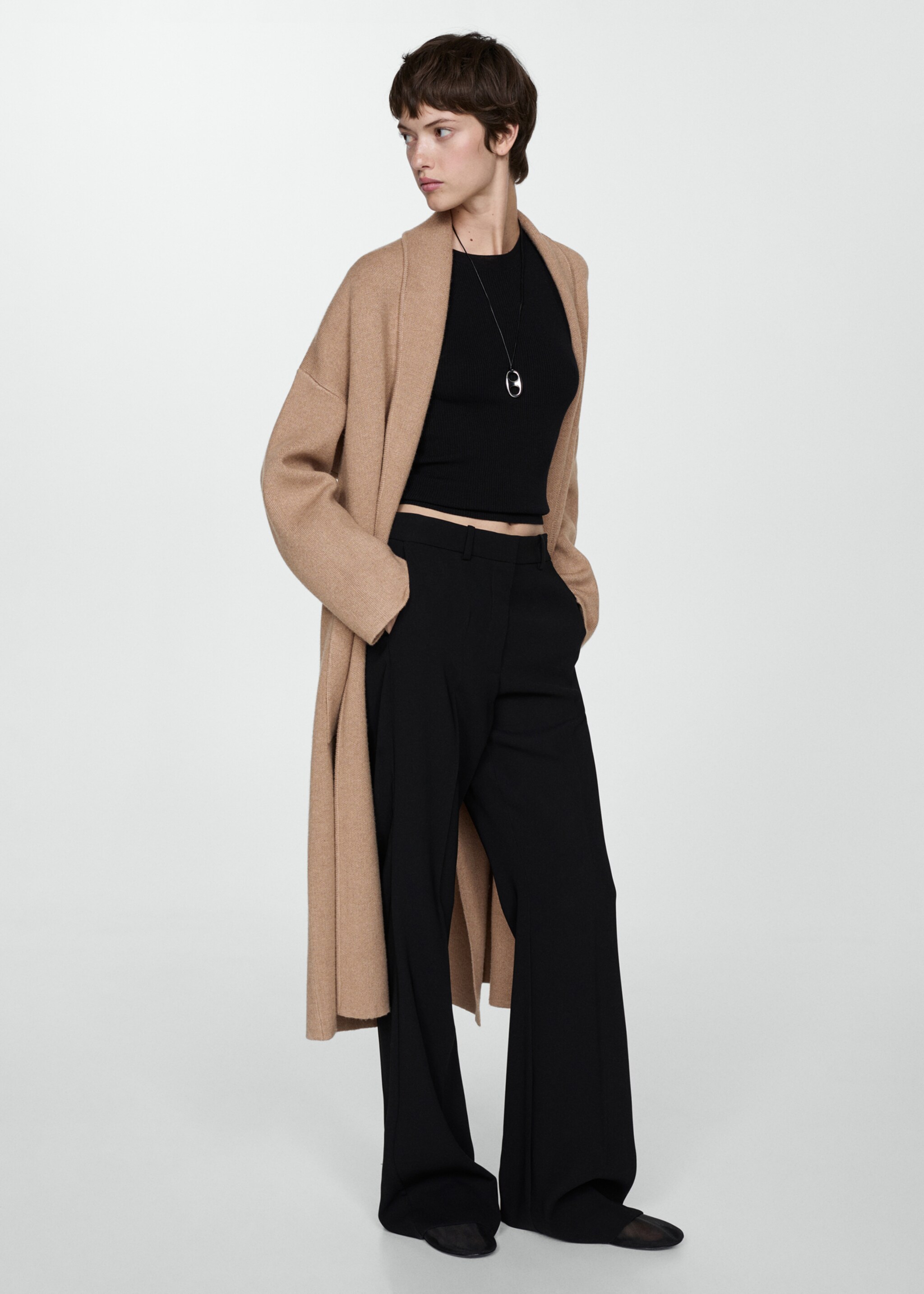 Haină oversize din tricot cu buzunare - Plan general, Maro mediu. Ref: 77083666-00.
