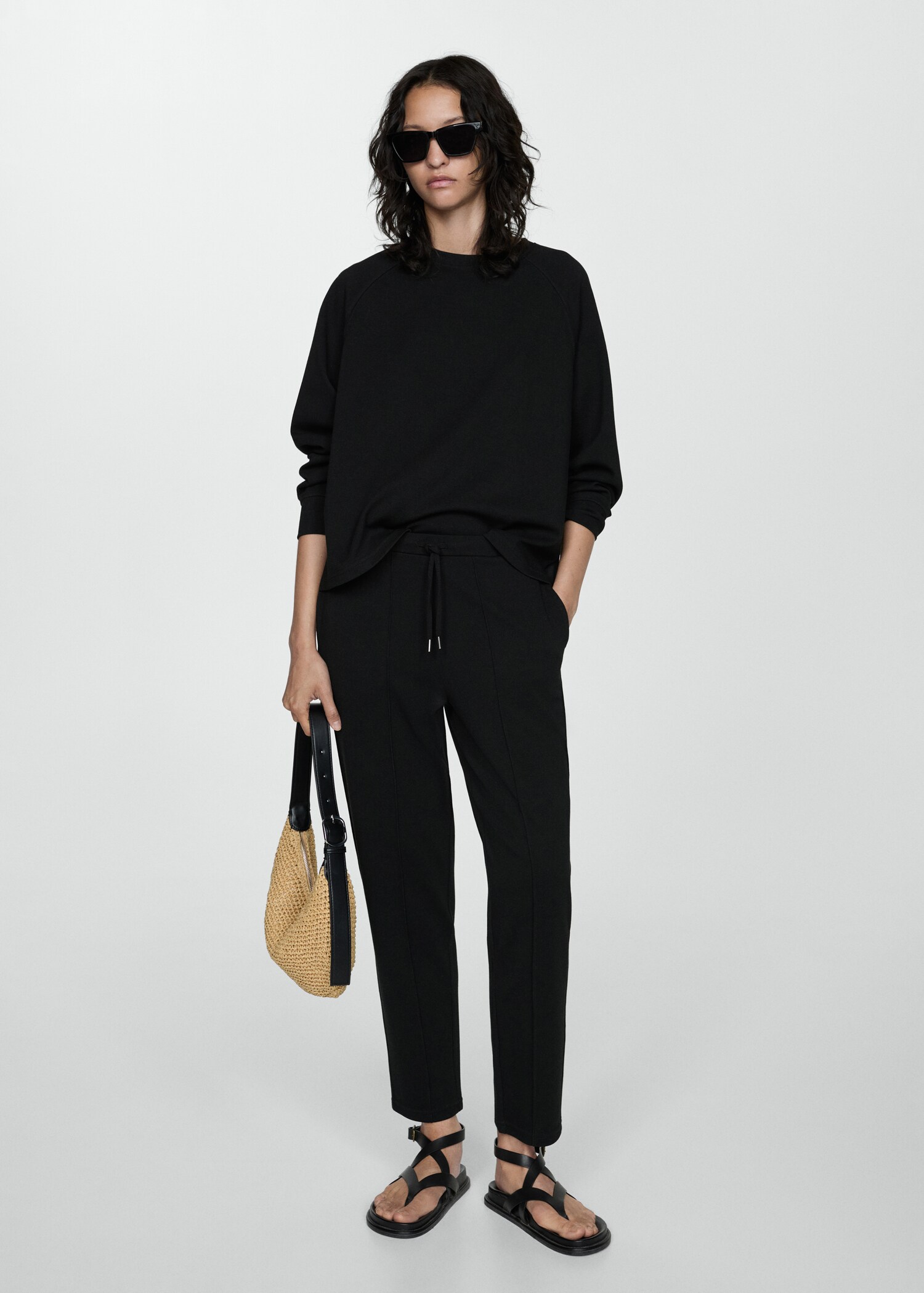 Pantalón jogger costuras - Plano general