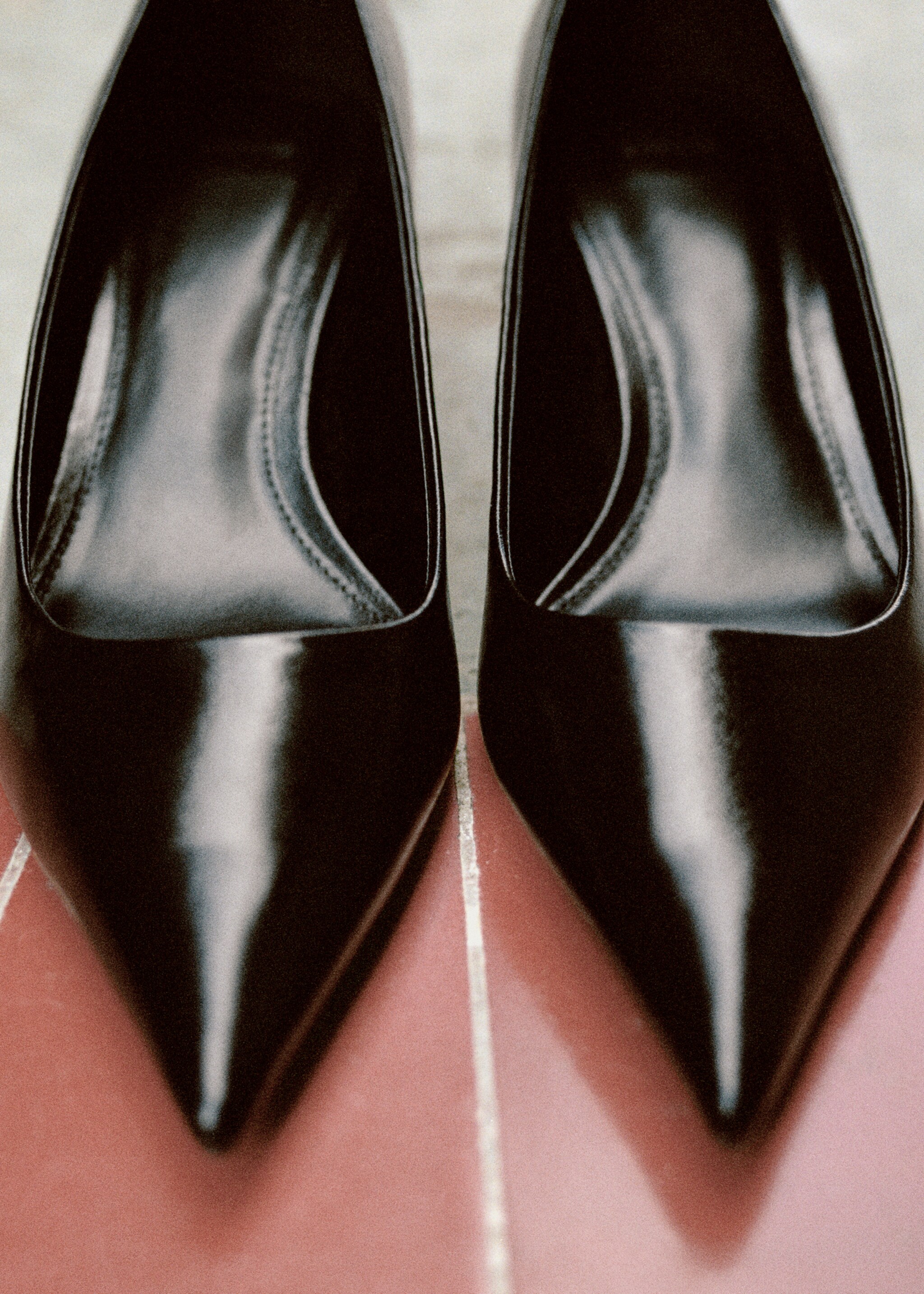 Kitten heel shoes - General plane, Black. Ref: 77084046-00.