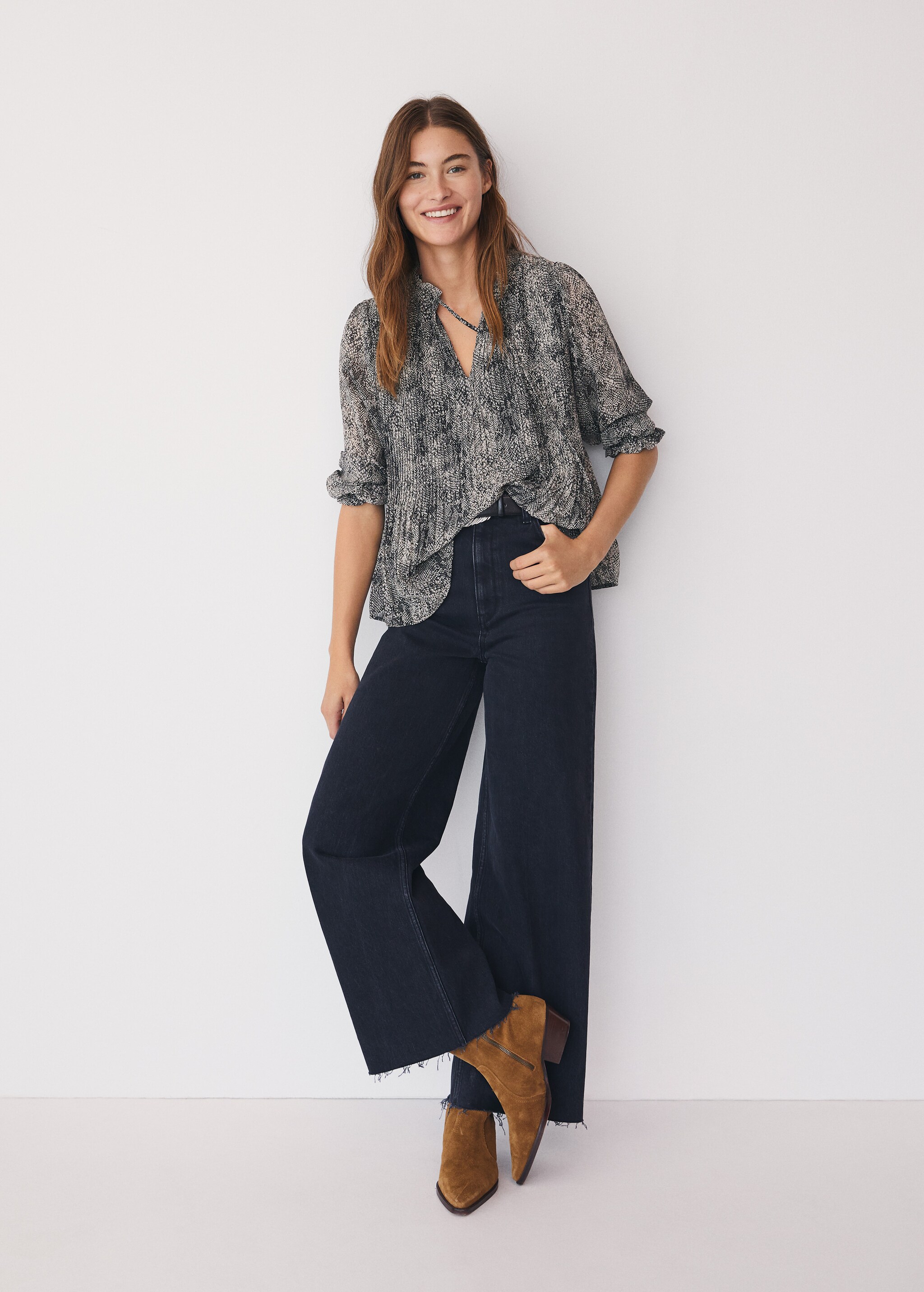 Blusa plisada estampada - Plano general