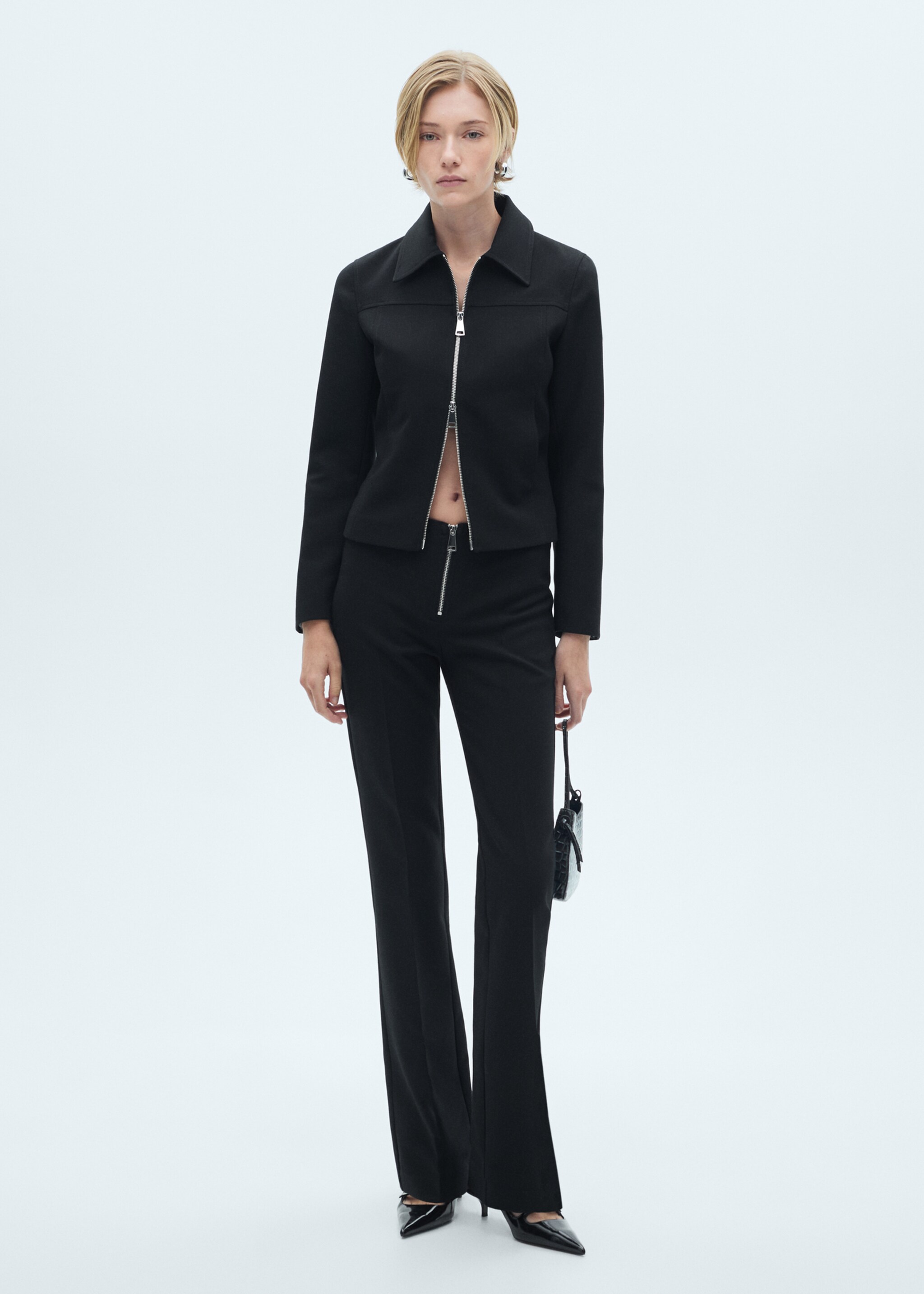 Flared trousers with zip - General plane, Black. Ref: 77085657-00.