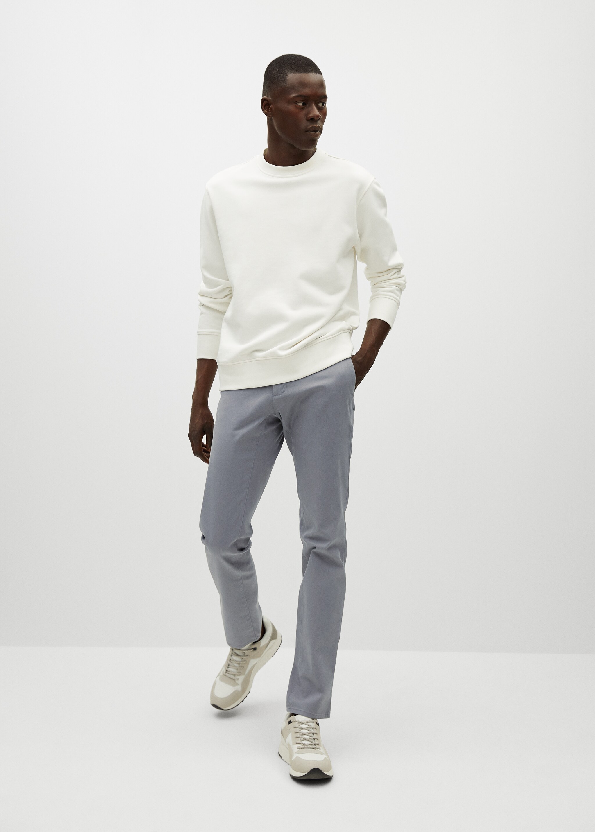 Pantalón chino slim fit premium - Plano general
