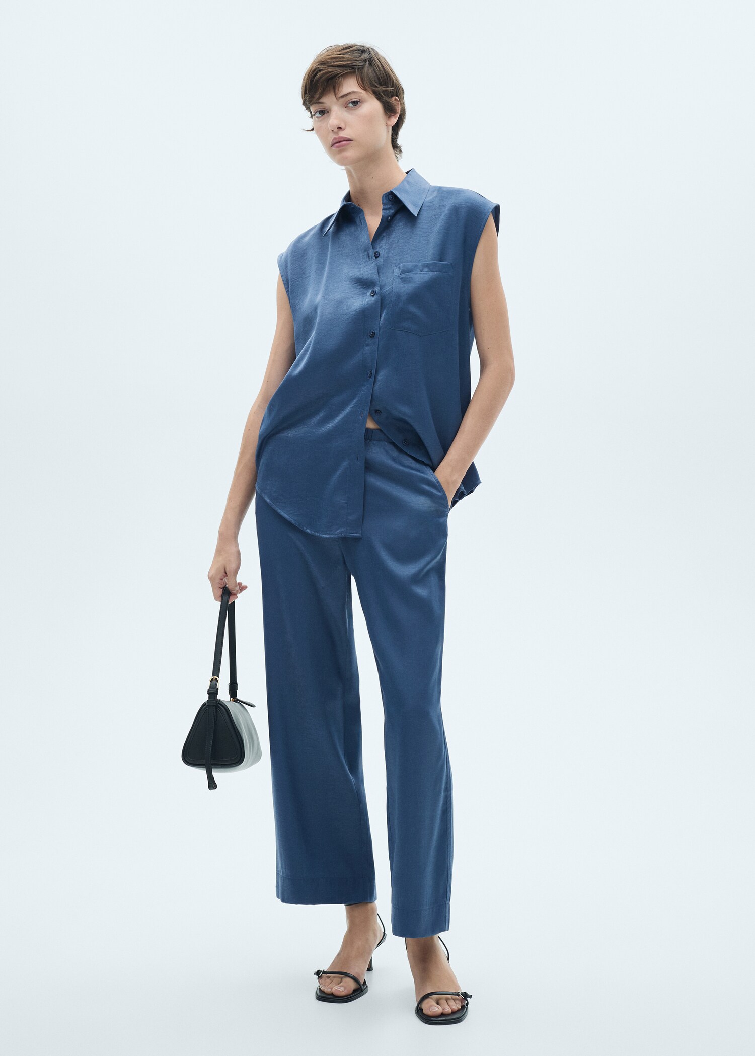 Satin shirt with bow - General plane