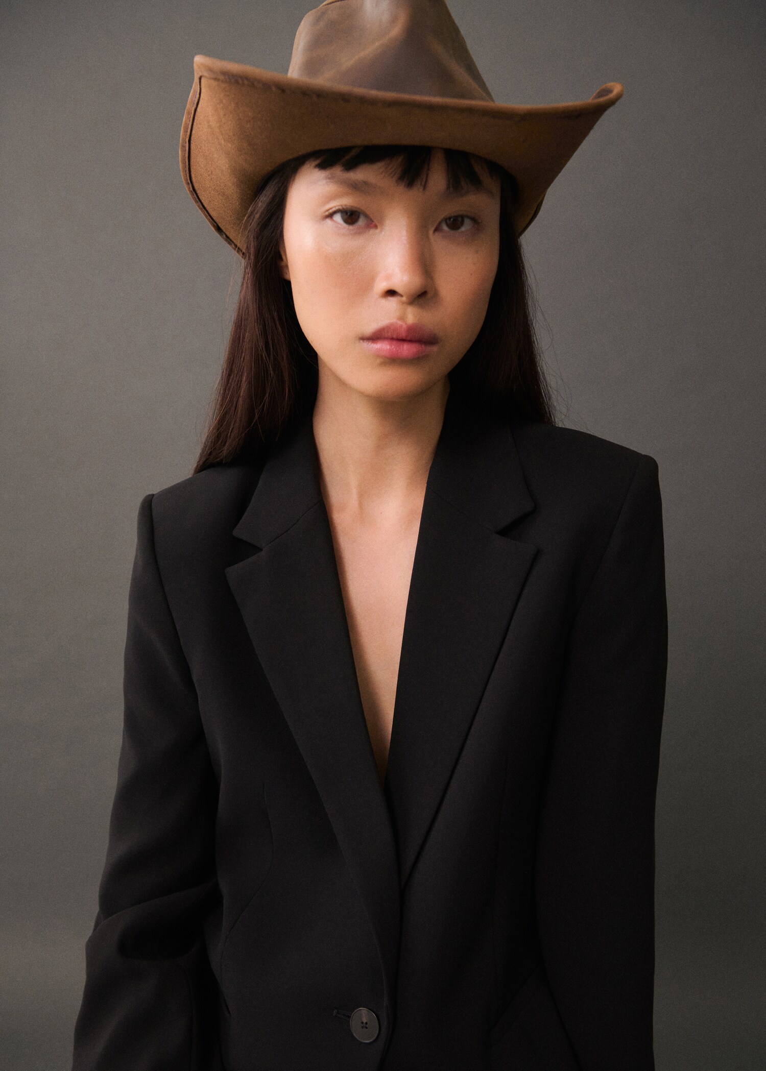 Leather hat with braided detail - General plane