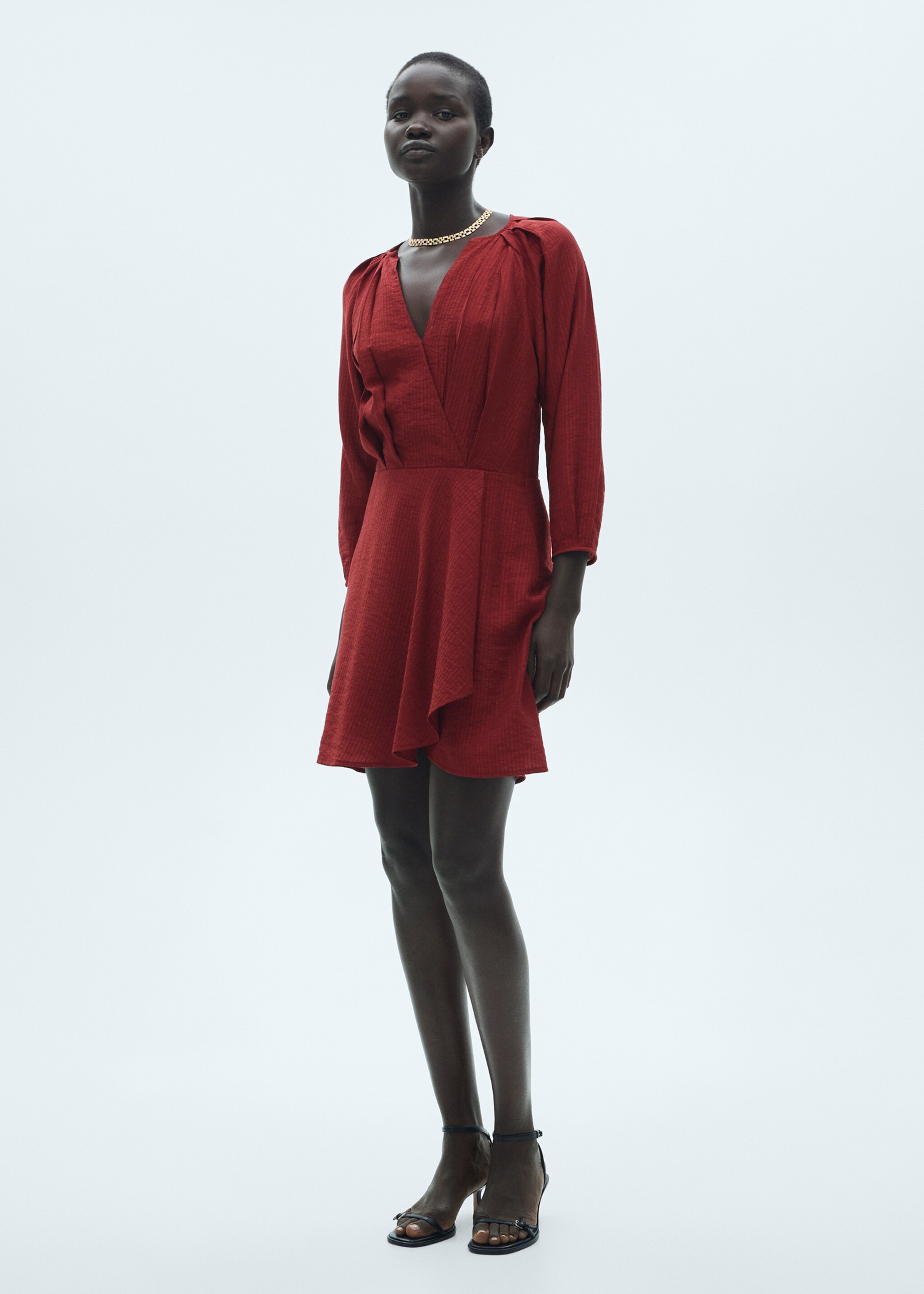 Robe courte texturée - Plan général, Grenat. Ref: 77087645-00.