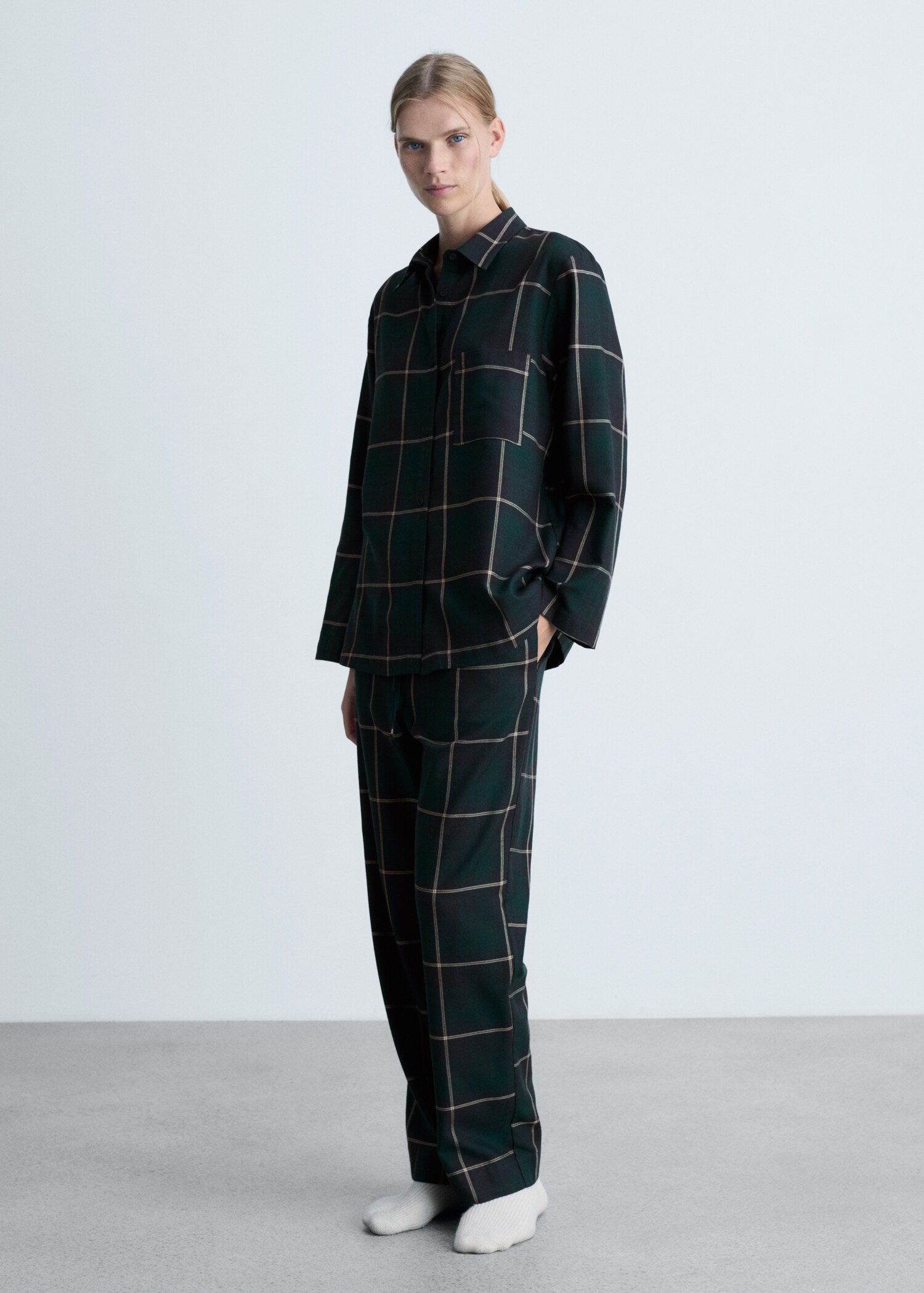 Check flannel pyjama shirt - General plane