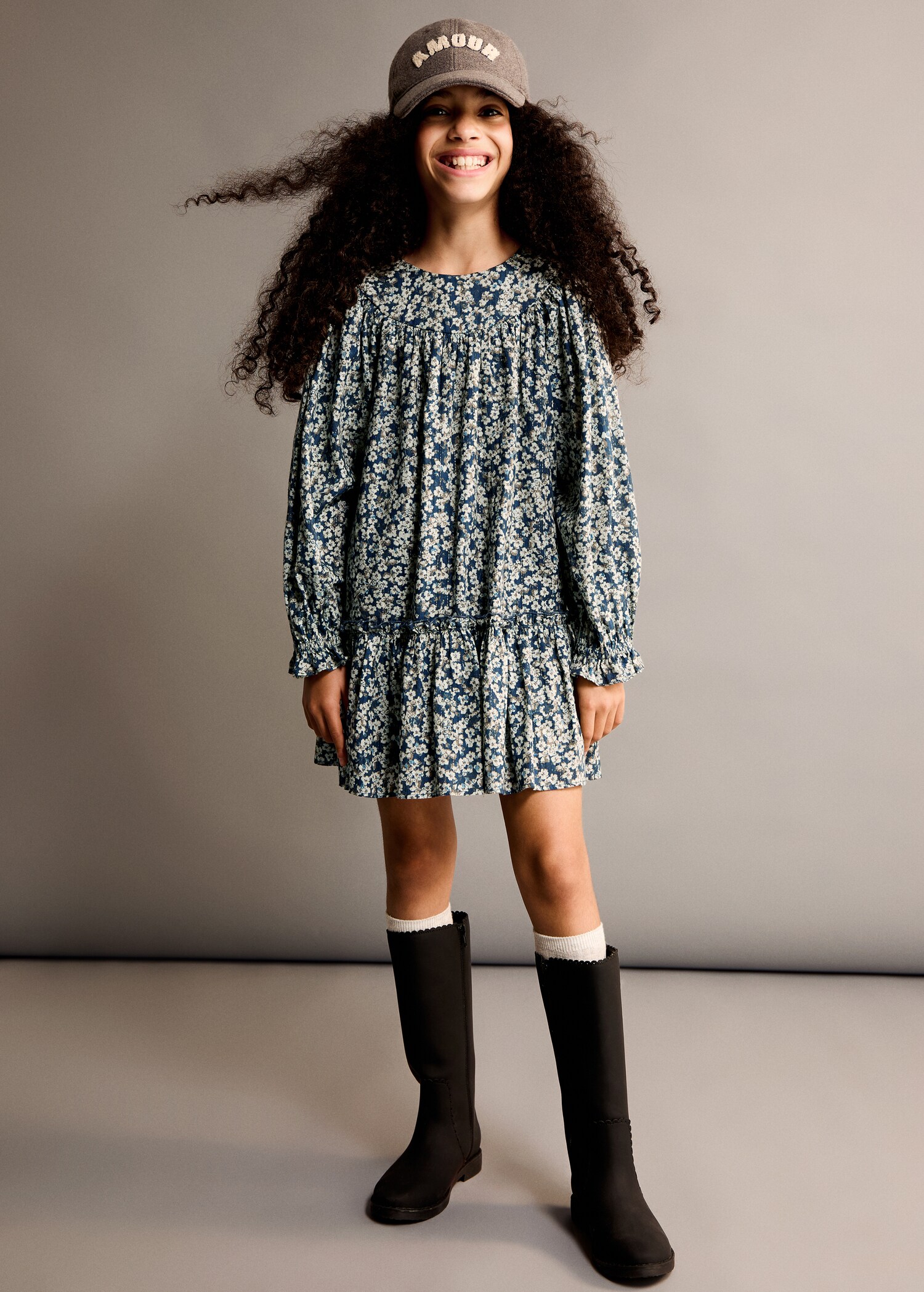 Kleid mit Blumendruck - Allgemeine Ansicht