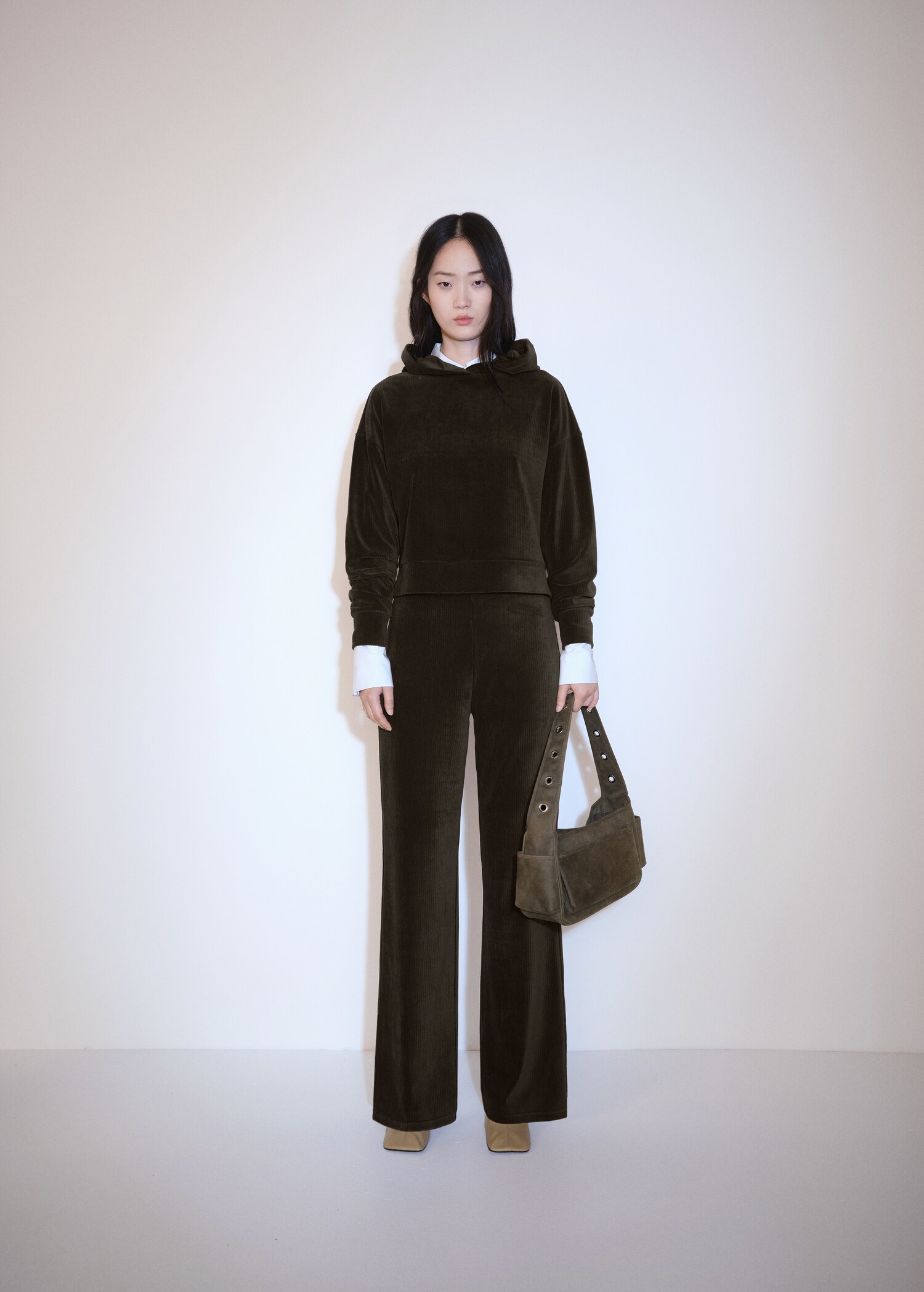 Pantalón recto pana - Plano general