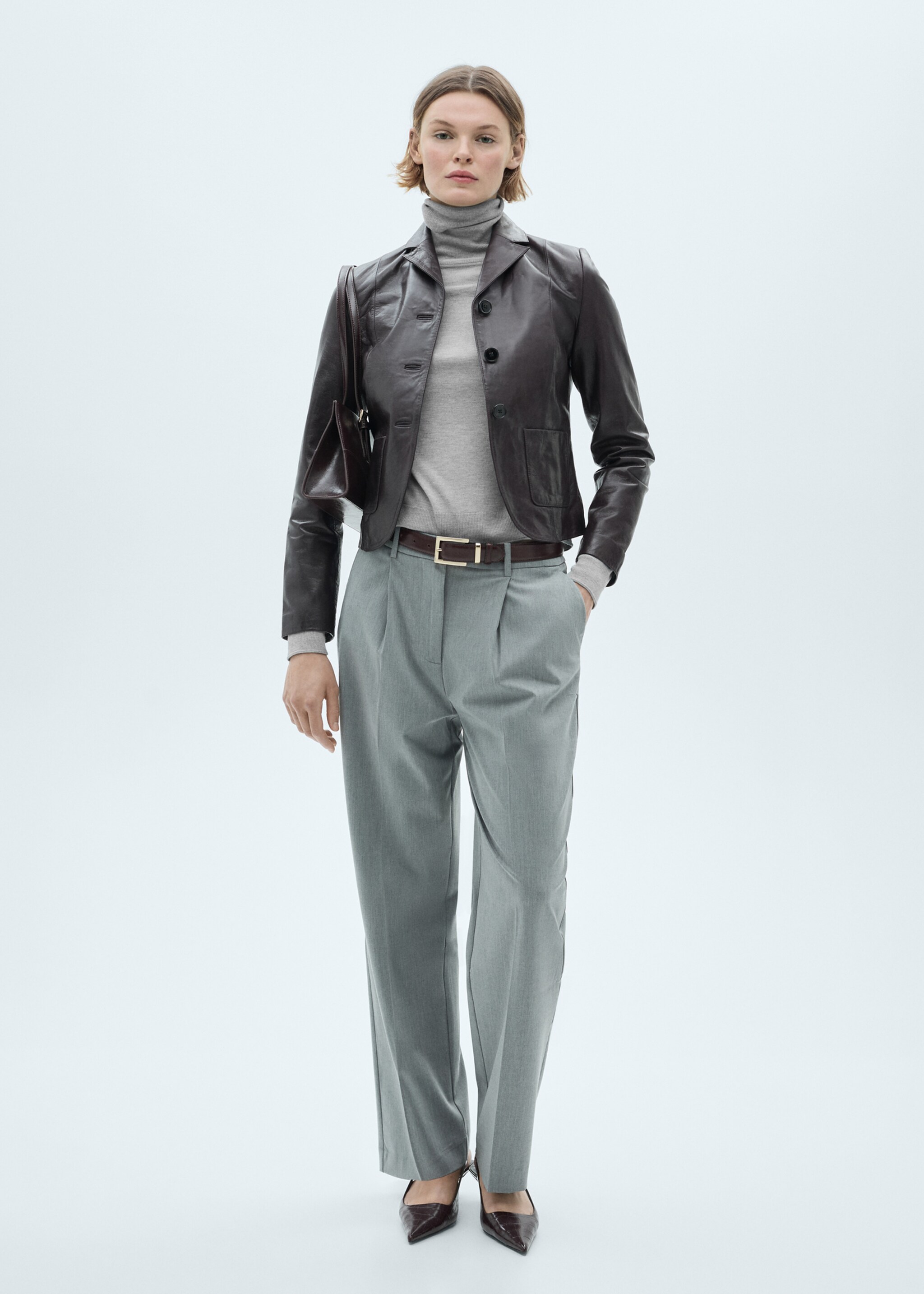 Jersey punto fino cuello vuelto - Plano general, Gris claro vigoré. Ref: 77088264-00.