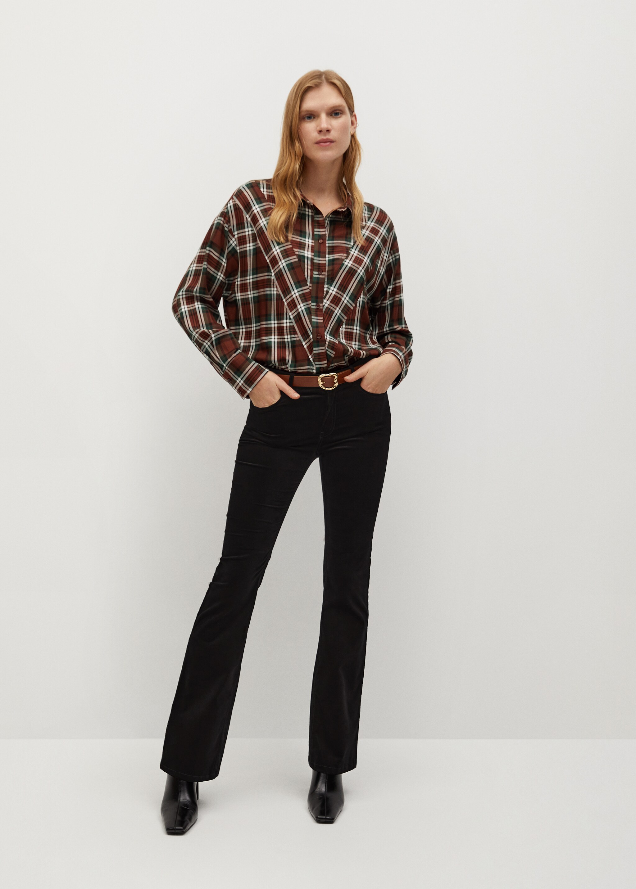 Camisa cuadros - Plano general