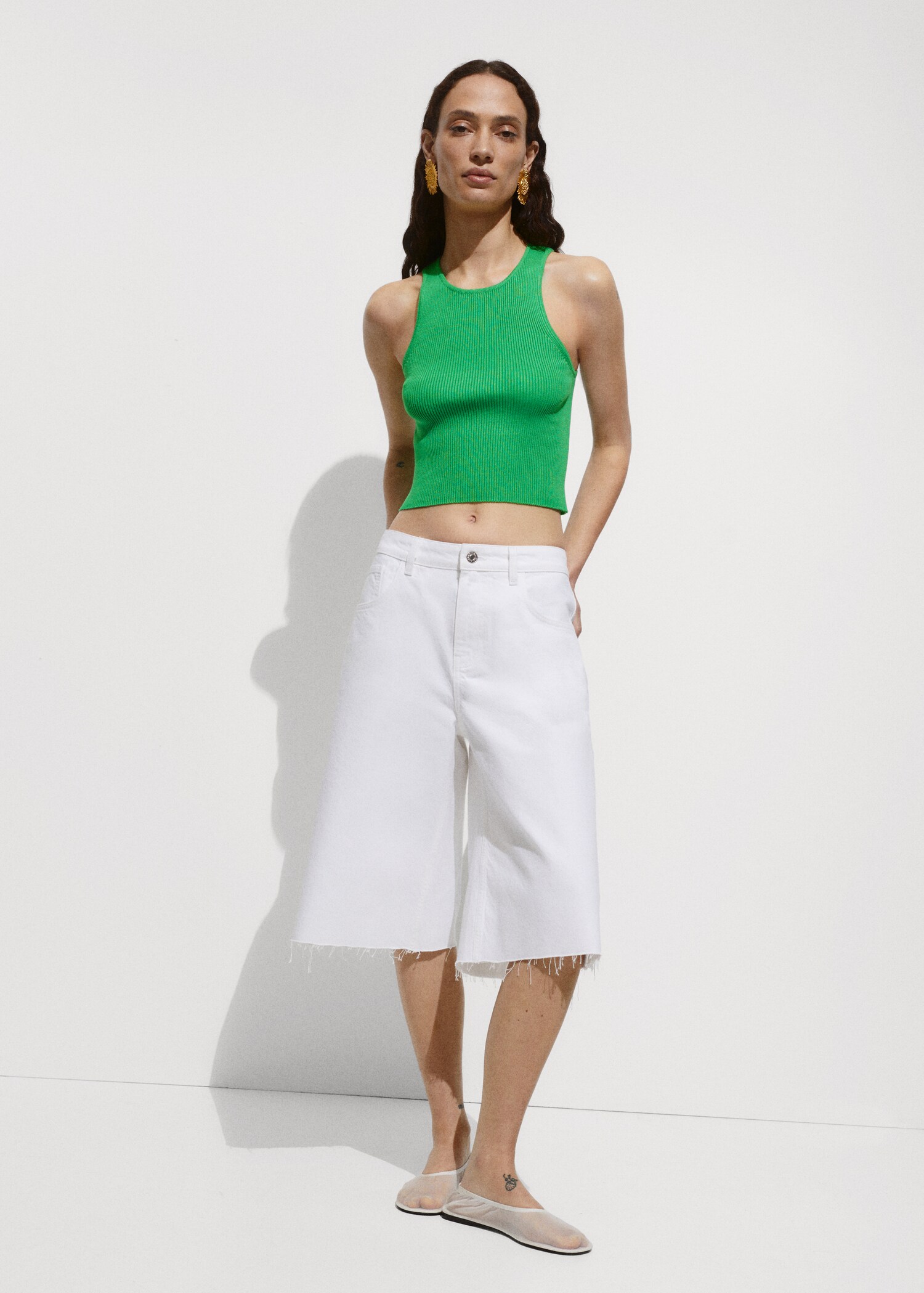 Ribbed knit top - General plane