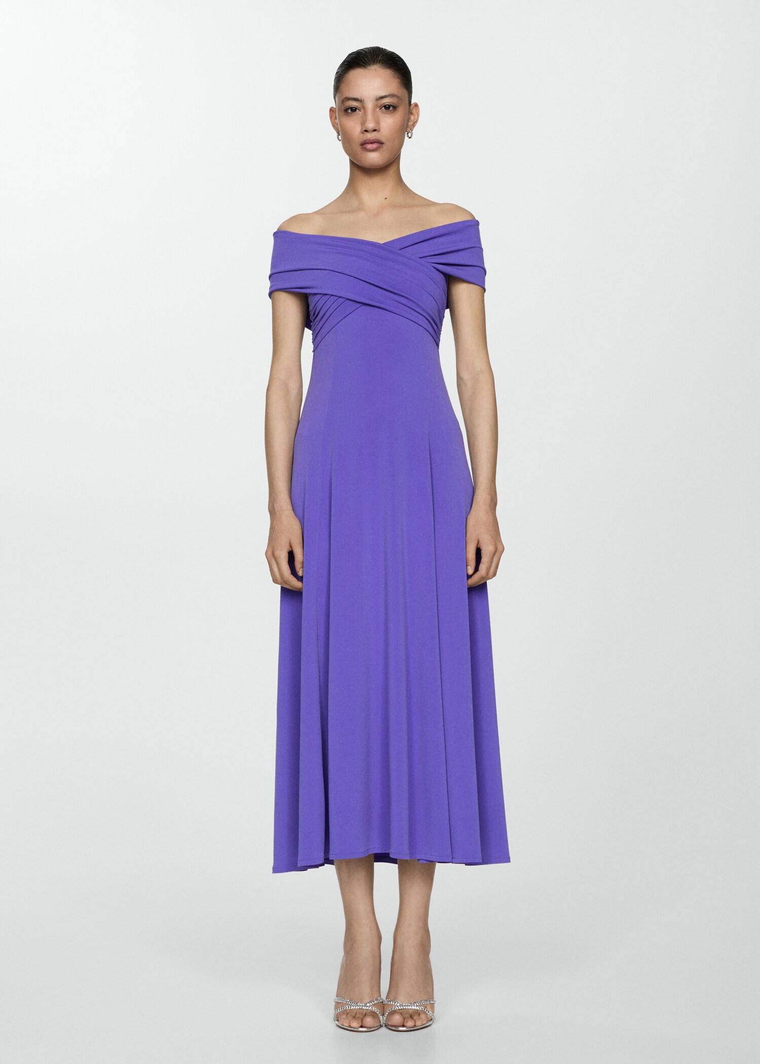 Off shoulder-klänning - Allmän bild